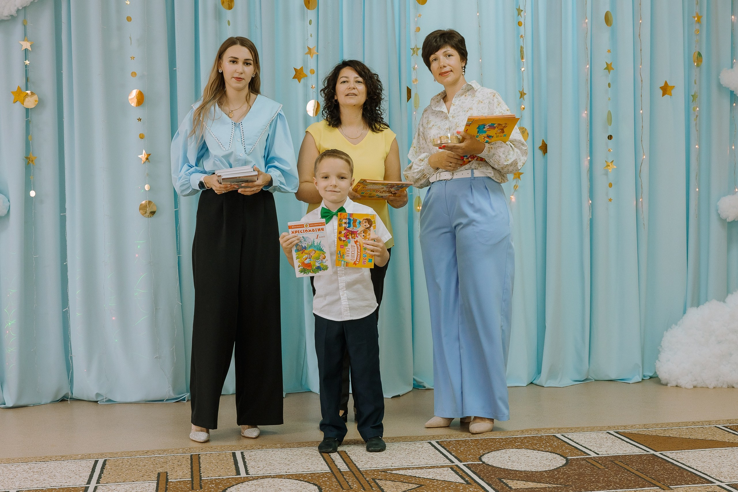 Выпускной в ДС -29. Выпускные альбомы Натальи Бутко: Новороссийск, Анапа, Геленджик