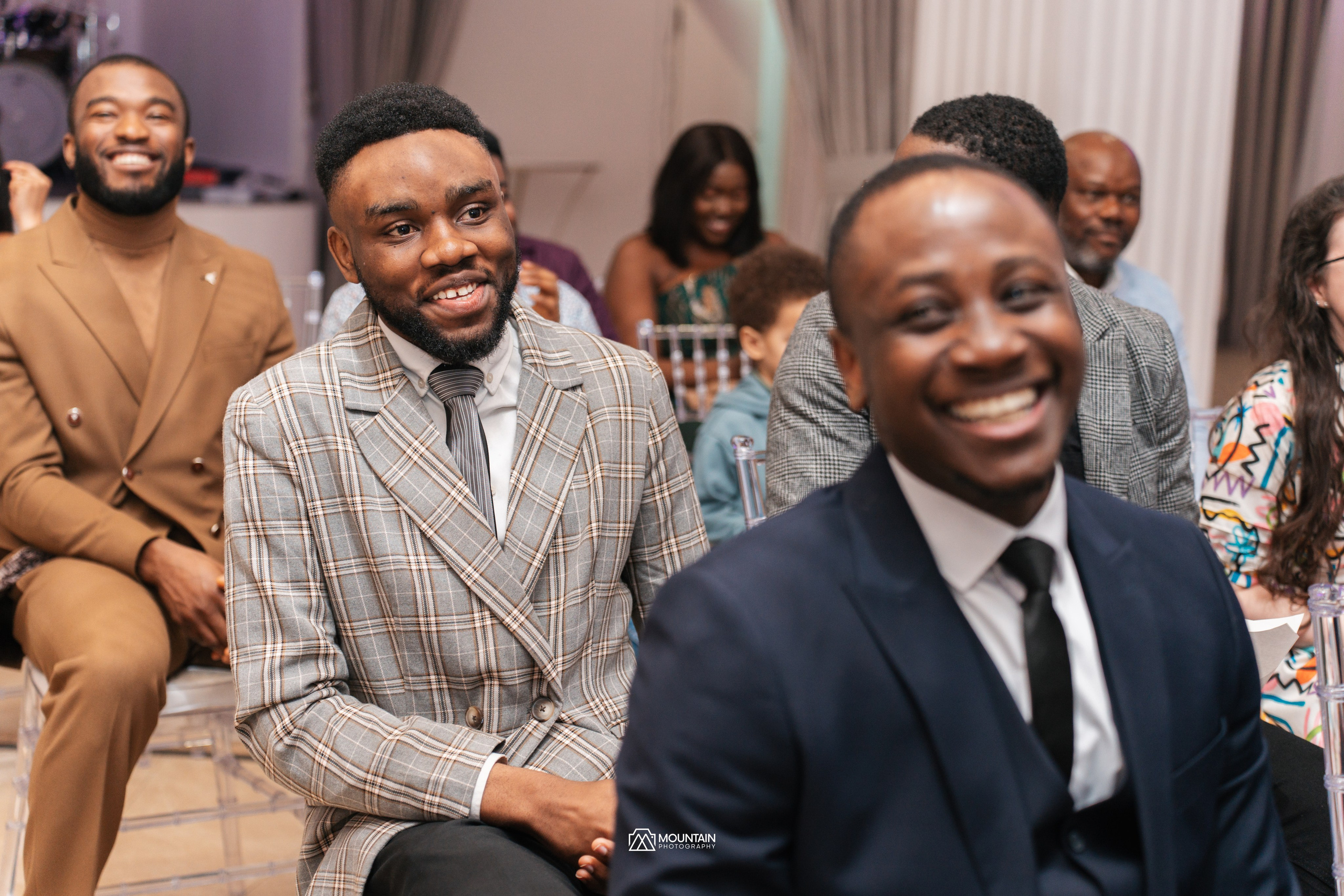 Cletus And Karabo. Я занимаюсь событийной, свадебной, товарной, студийной… фотографией