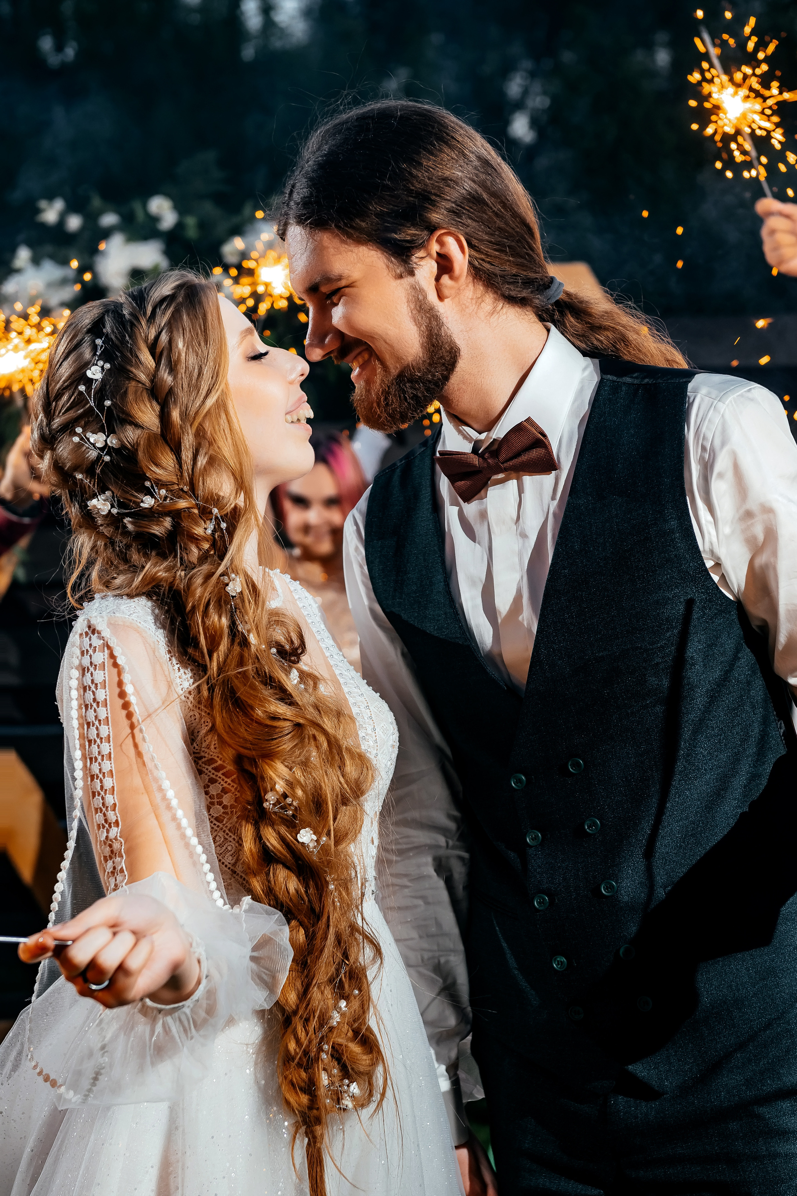 Свадьба с фотосессией в Усадьбе «Быково», основная часть — Яхт-клуб «Капитан». Свадебный и семейный фотограф Виктория Носачёва. Щелково, Москва и МО