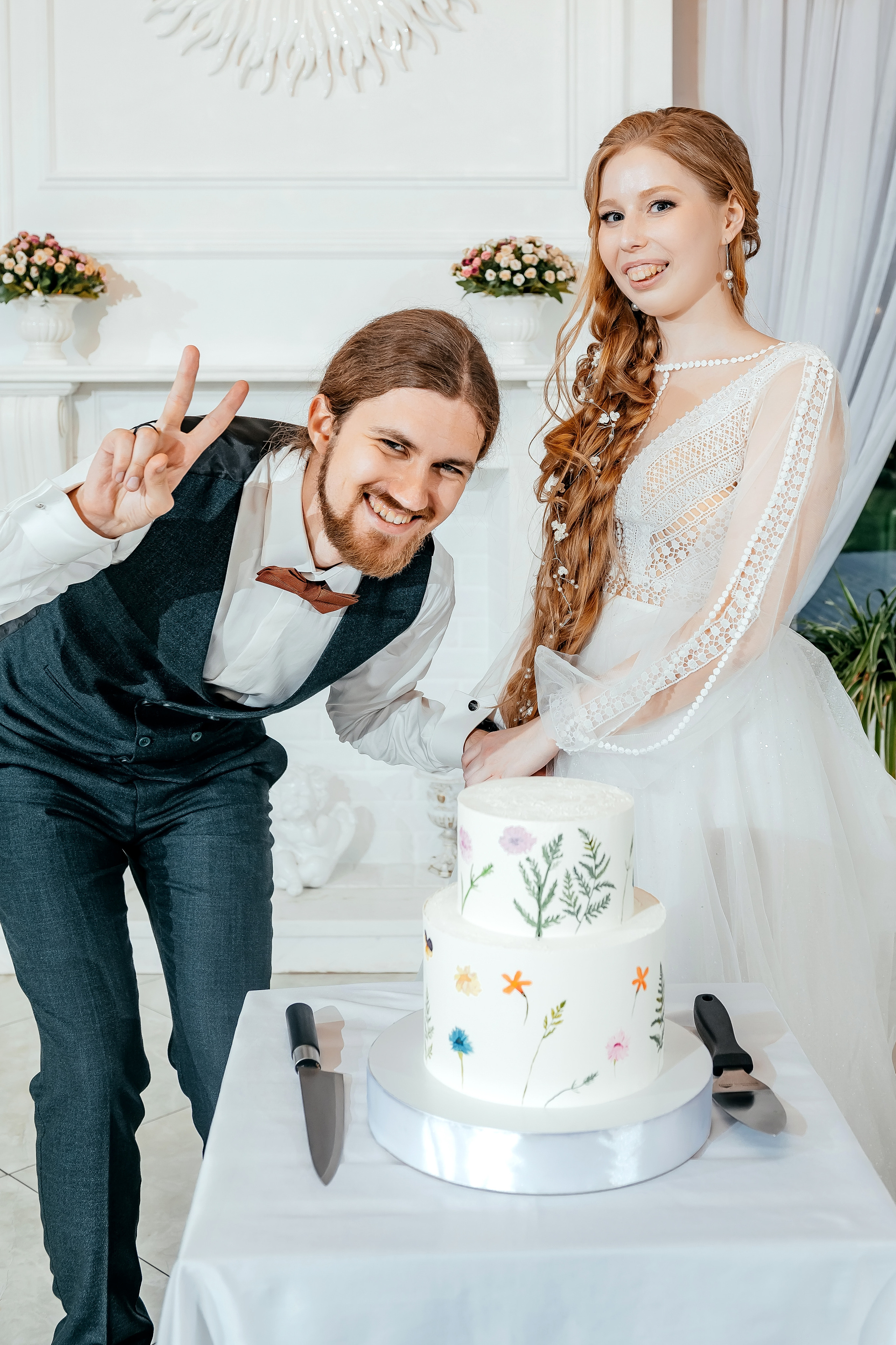 Свадьба с фотосессией в Усадьбе «Быково», основная часть — Яхт-клуб «Капитан». Свадебный и семейный фотограф Виктория Носачёва. Щелково, Москва и МО