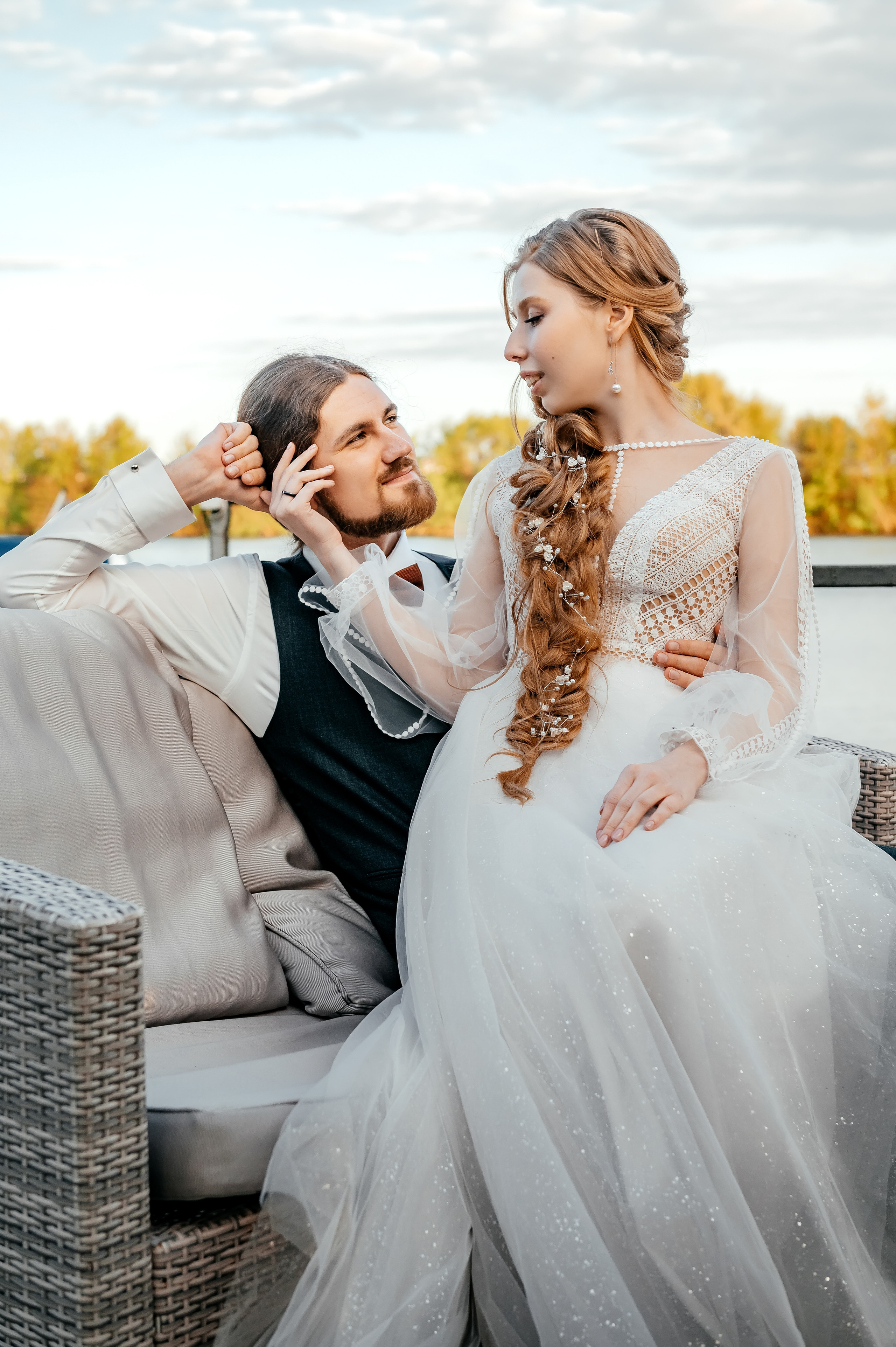 Свадьба с фотосессией в Усадьбе «Быково», основная часть — Яхт-клуб «Капитан». Свадебный и семейный фотограф Виктория Носачёва. Щелково, Москва и МО