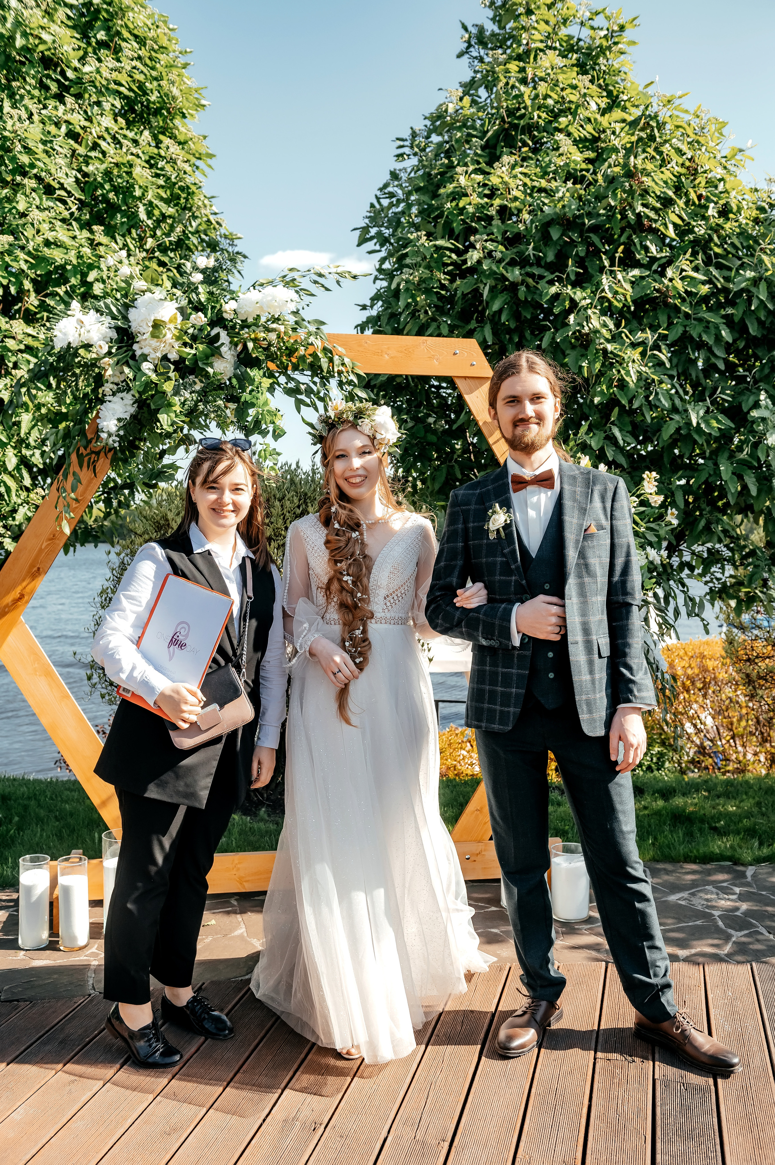 Свадьба с фотосессией в Усадьбе «Быково», основная часть — Яхт-клуб «Капитан». Свадебный и семейный фотограф Виктория Носачёва. Щелково, Москва и МО