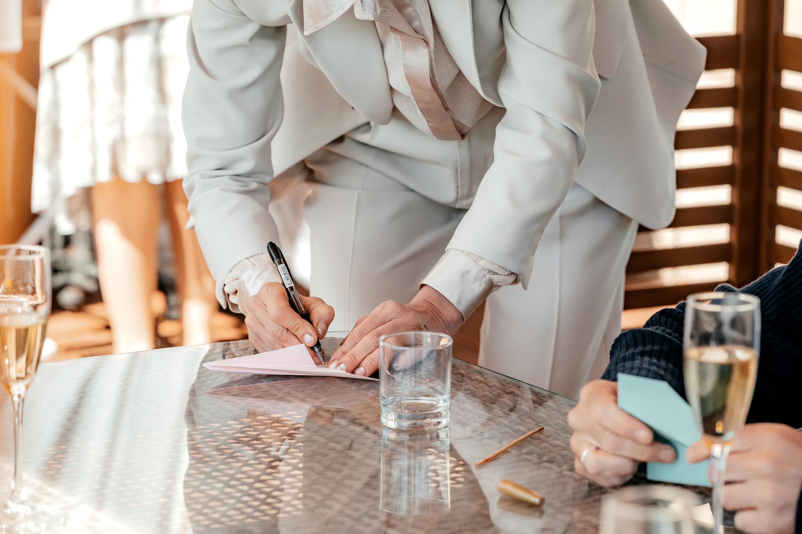 Свадьба с фотосессией в Усадьбе «Быково», основная часть — Яхт-клуб «Капитан». Свадебный и семейный фотограф Виктория Носачёва. Щелково, Москва и МО