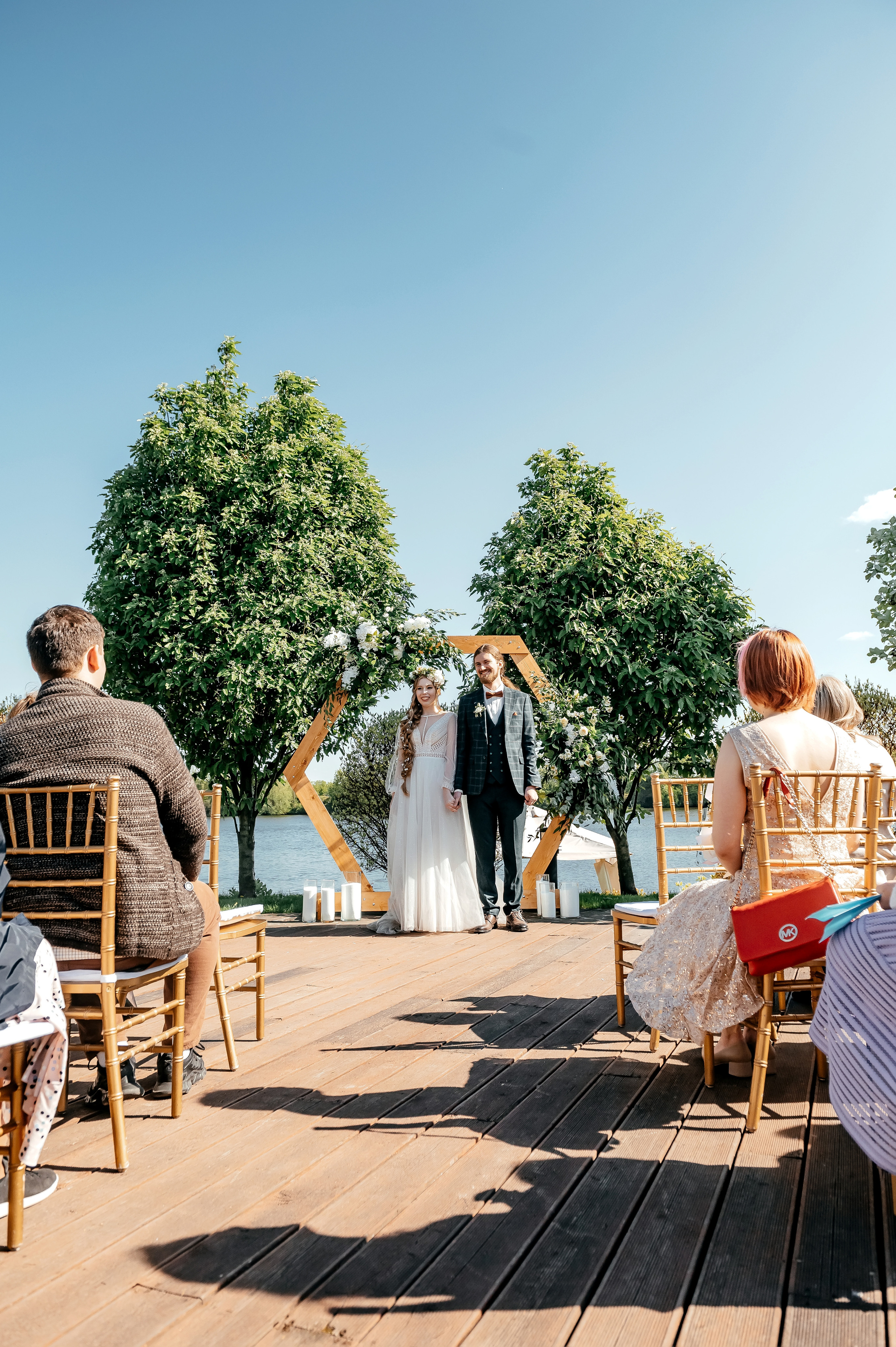 Свадьба с фотосессией в Усадьбе «Быково», основная часть — Яхт-клуб «Капитан». Свадебный и семейный фотограф Виктория Носачёва. Щелково, Москва и МО