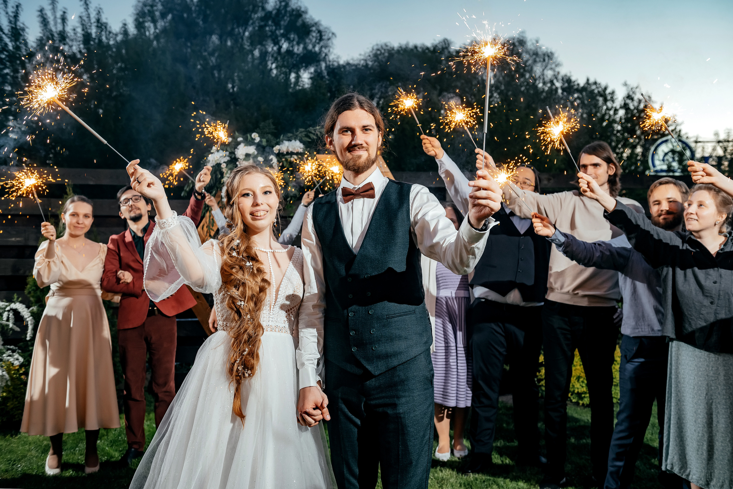 Свадьба с фотосессией в Усадьбе «Быково», основная часть — Яхт-клуб «Капитан». Свадебный и семейный фотограф Виктория Носачёва. Щелково, Москва и МО