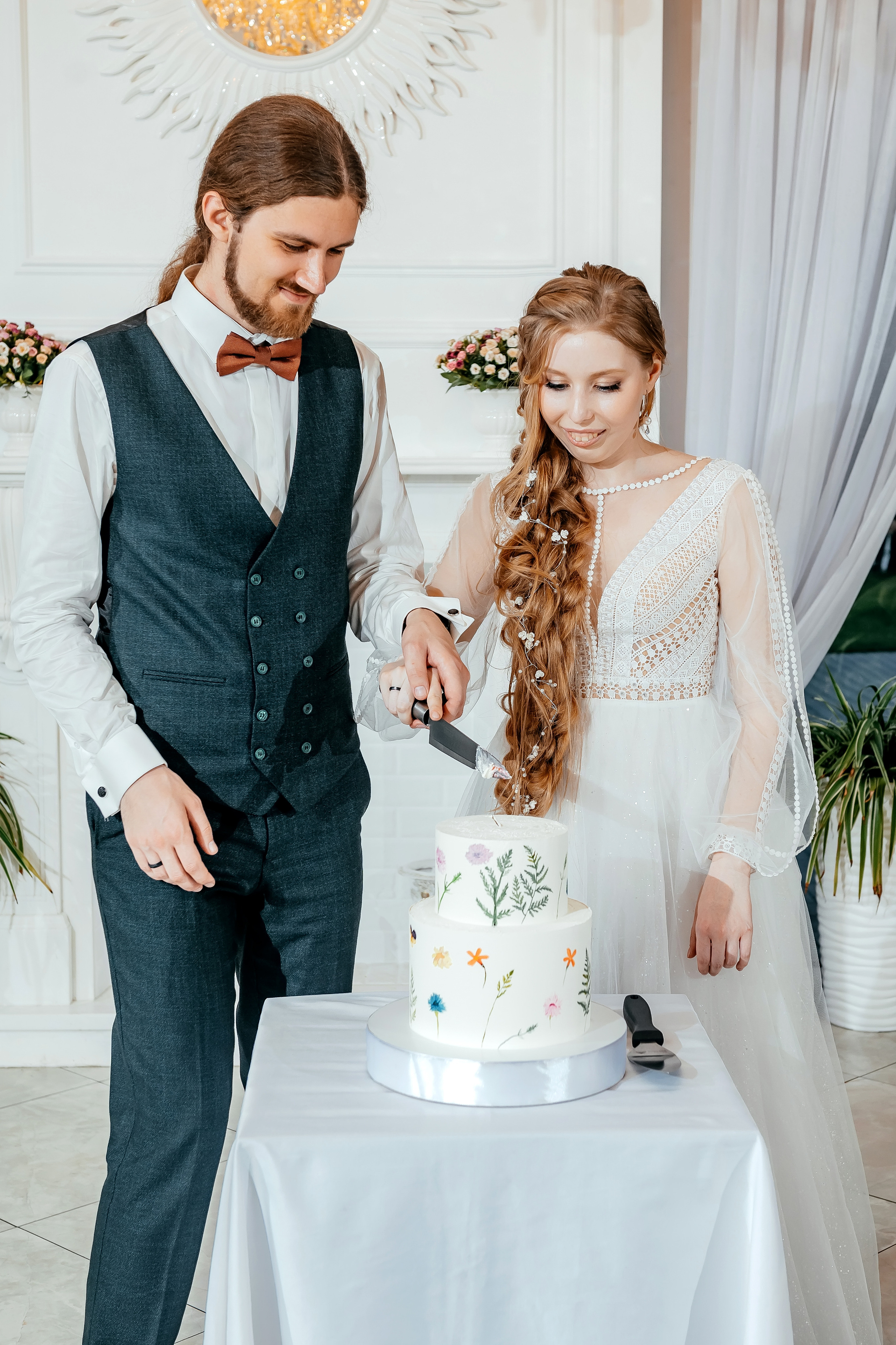 Свадьба с фотосессией в Усадьбе «Быково», основная часть — Яхт-клуб «Капитан». Свадебный и семейный фотограф Виктория Носачёва. Щелково, Москва и МО