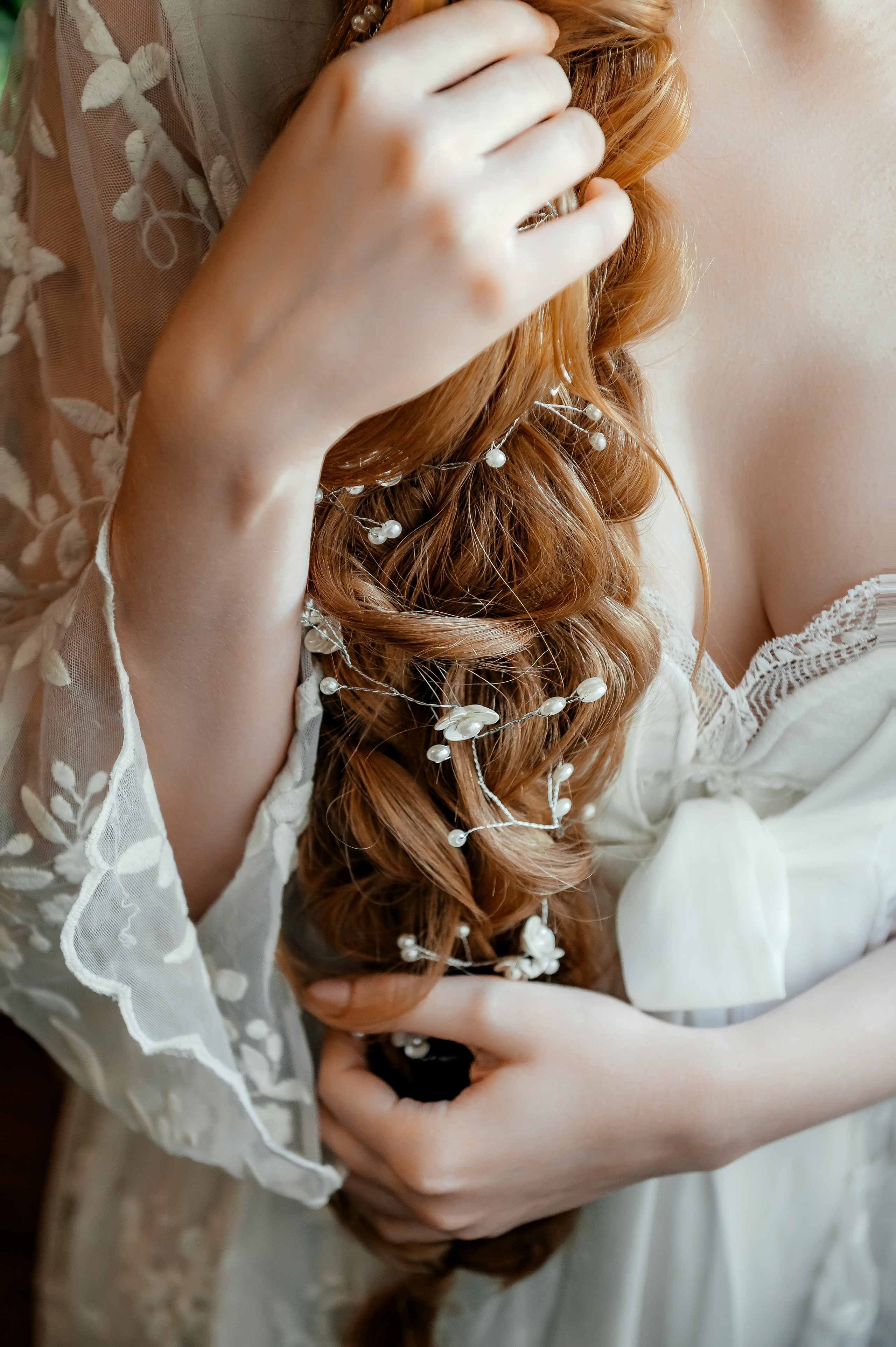 Свадьба с фотосессией в Усадьбе «Быково», основная часть — Яхт-клуб «Капитан». Свадебный и семейный фотограф Виктория Носачёва. Щелково, Москва и МО