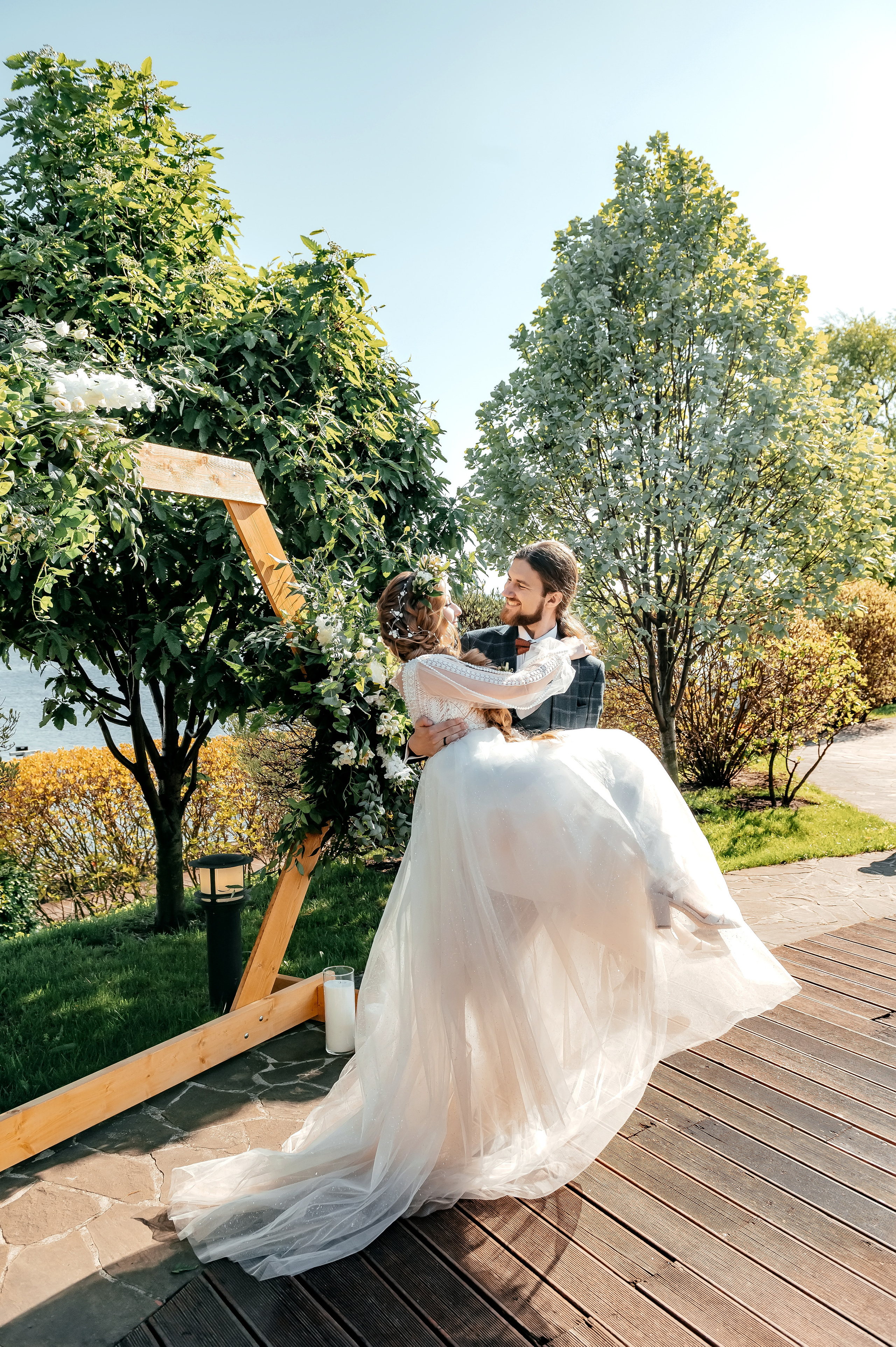 Свадьба с фотосессией в Усадьбе «Быково», основная часть — Яхт-клуб «Капитан». Свадебный и семейный фотограф Виктория Носачёва. Щелково, Москва и МО