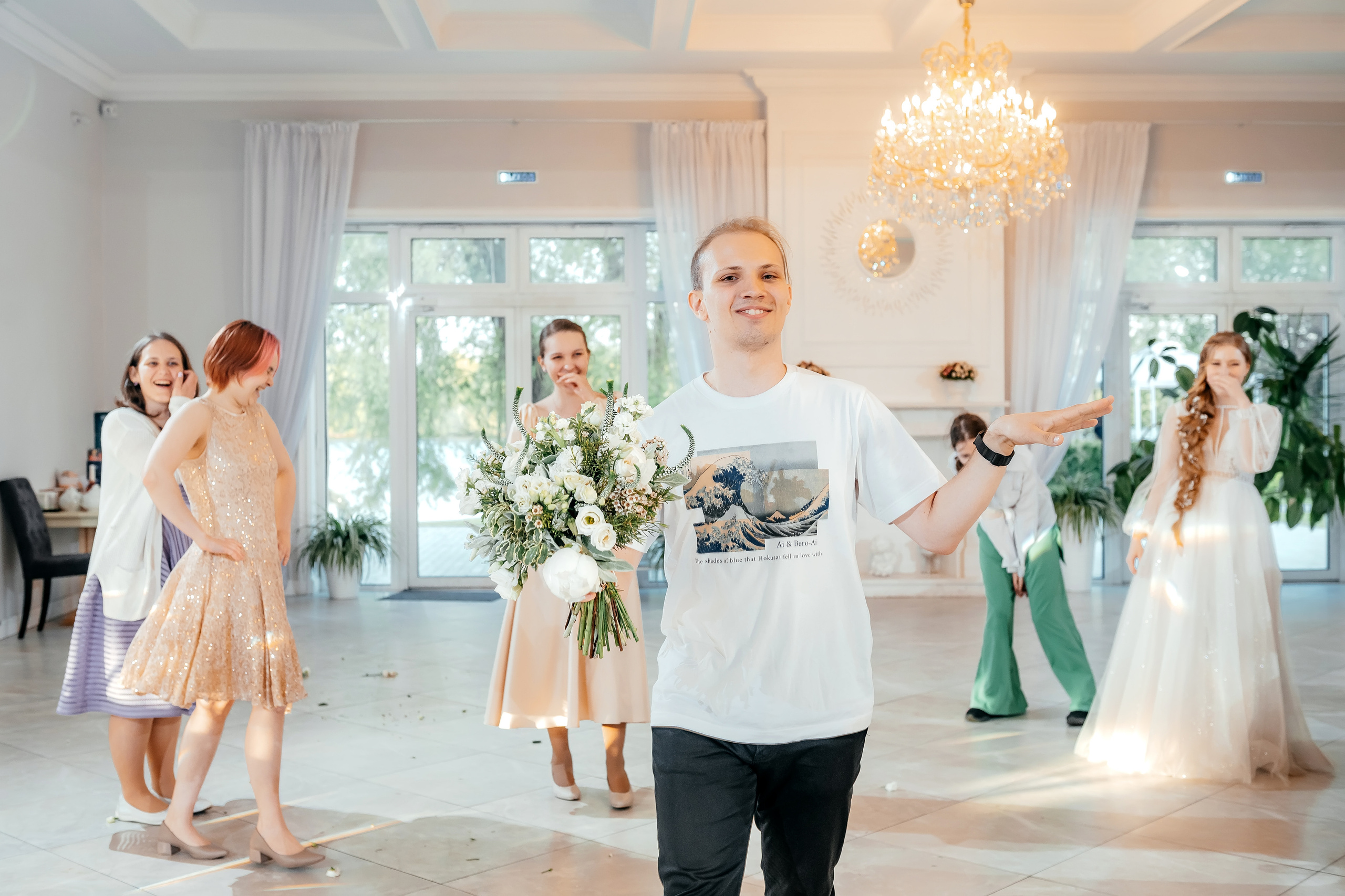 Свадьба с фотосессией в Усадьбе «Быково», основная часть — Яхт-клуб «Капитан». Свадебный и семейный фотограф Виктория Носачёва. Щелково, Москва и МО