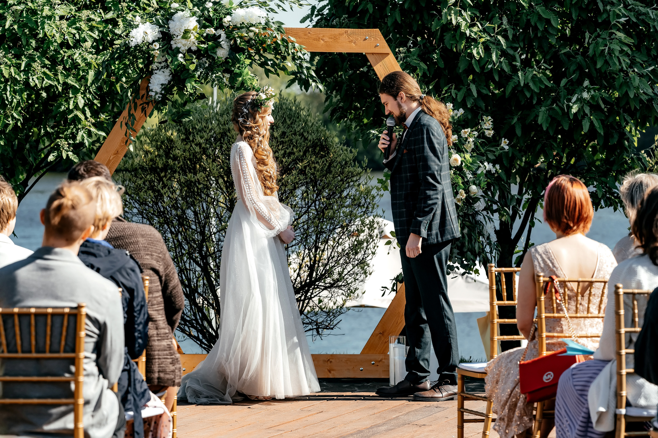 Свадьба с фотосессией в Усадьбе «Быково», основная часть — Яхт-клуб «Капитан». Свадебный и семейный фотограф Виктория Носачёва. Щелково, Москва и МО