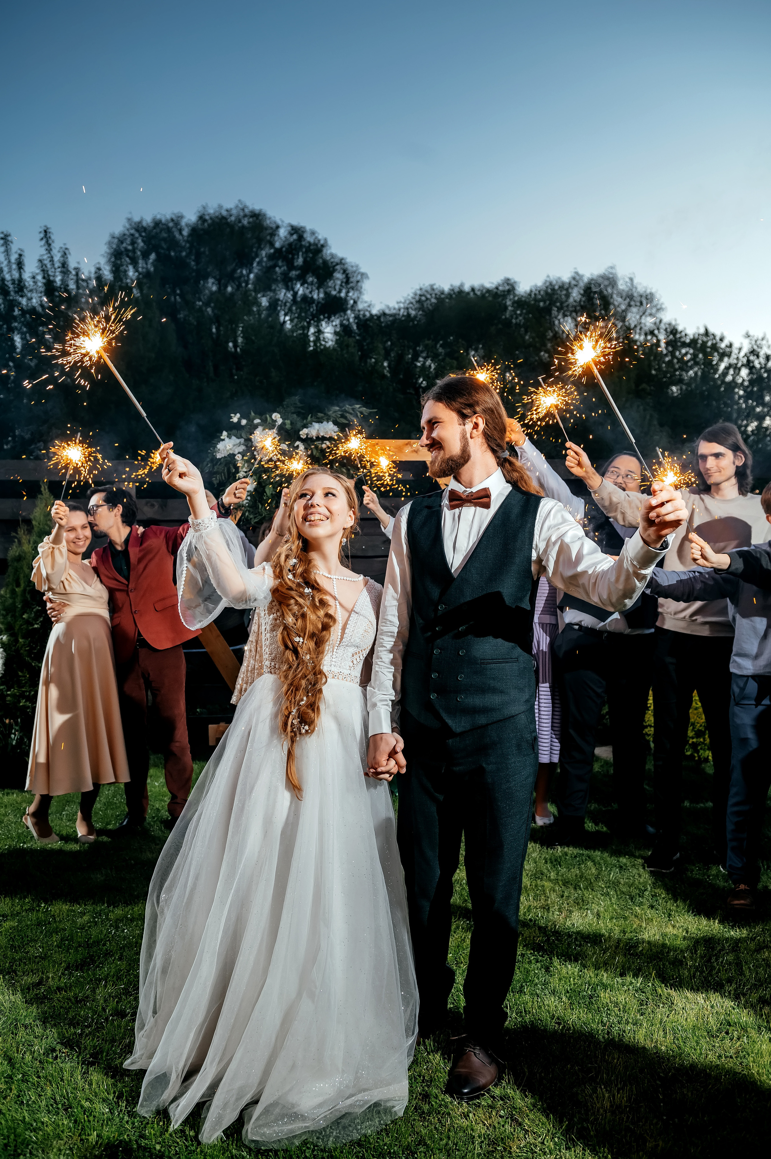 Свадьба с фотосессией в Усадьбе «Быково», основная часть — Яхт-клуб «Капитан». Свадебный и семейный фотограф Виктория Носачёва. Щелково, Москва и МО