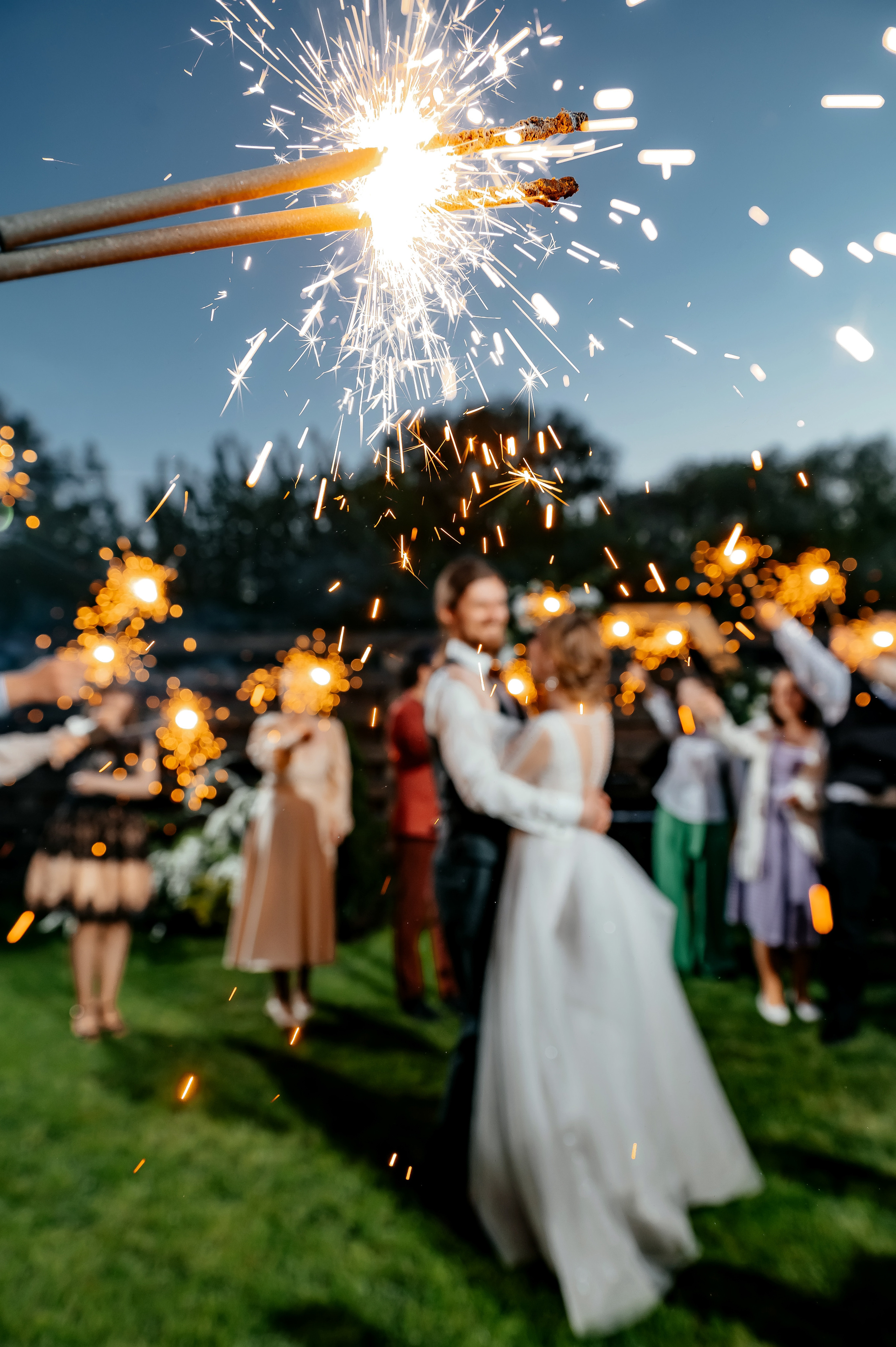 Свадьба с фотосессией в Усадьбе «Быково», основная часть — Яхт-клуб «Капитан». Свадебный и семейный фотограф Виктория Носачёва. Щелково, Москва и МО