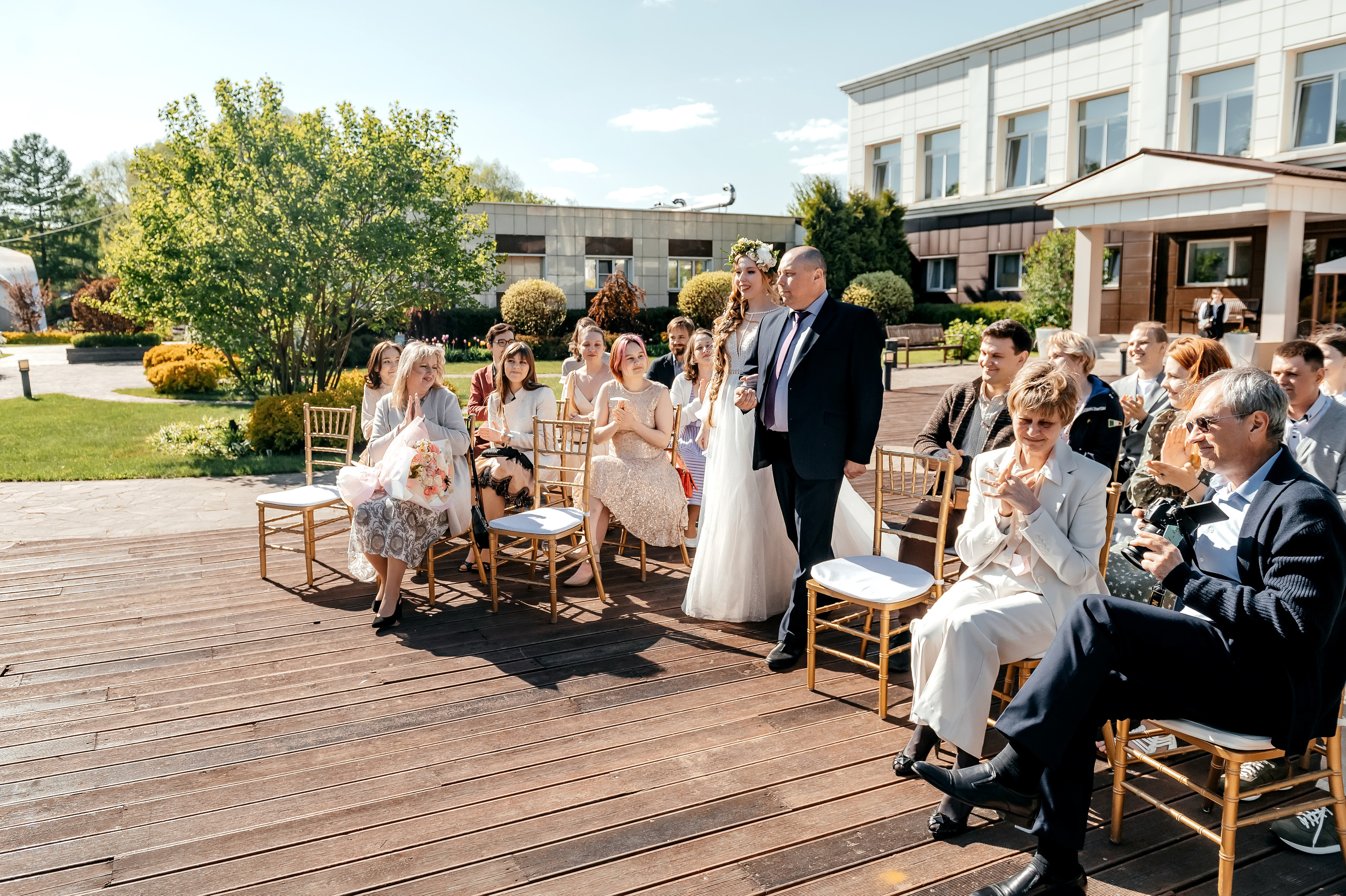 Свадьба с фотосессией в Усадьбе «Быково», основная часть — Яхт-клуб «Капитан». Свадебный и семейный фотограф Виктория Носачёва. Щелково, Москва и МО