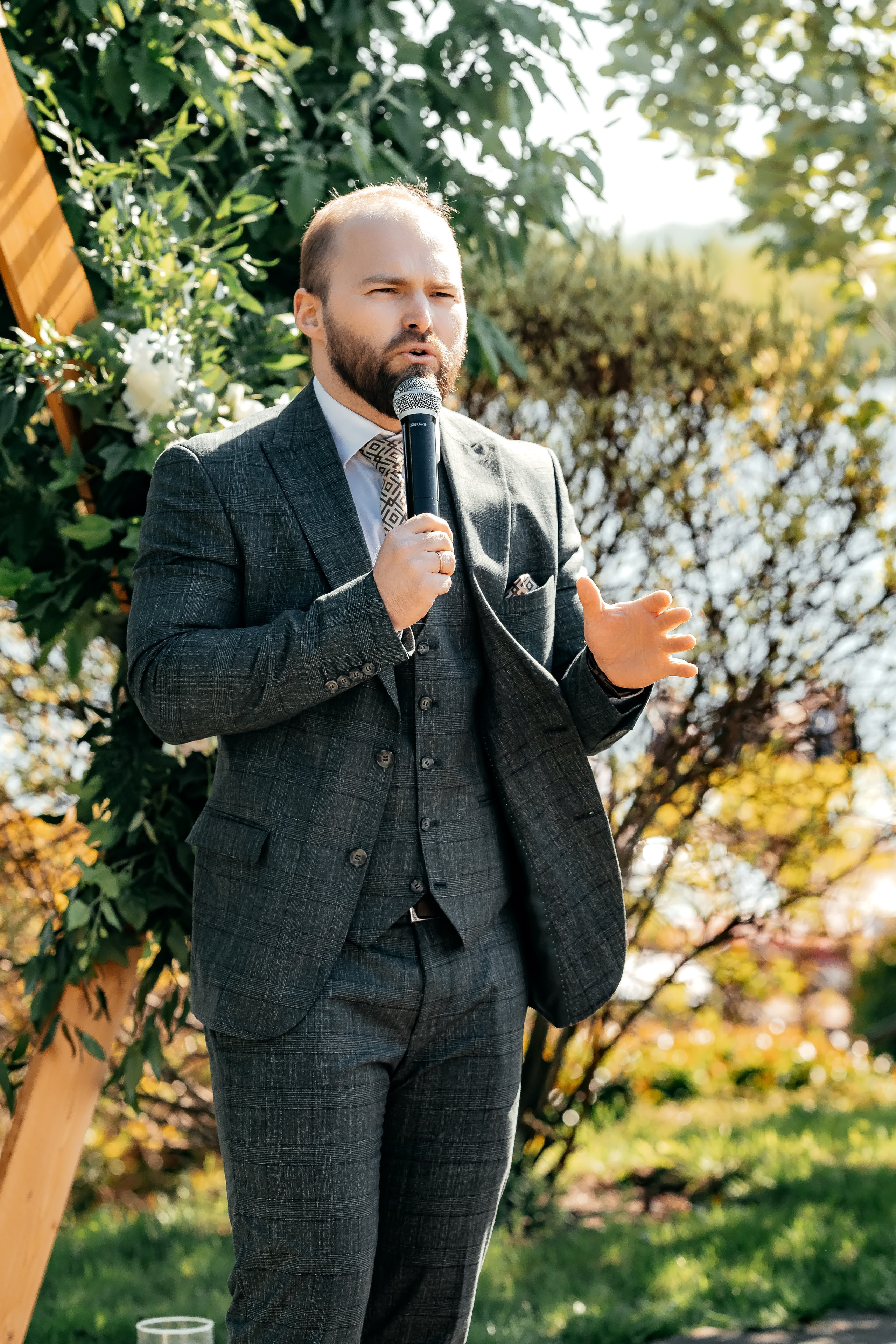 Свадьба с фотосессией в Усадьбе «Быково», основная часть — Яхт-клуб «Капитан». Свадебный и семейный фотограф Виктория Носачёва. Щелково, Москва и МО