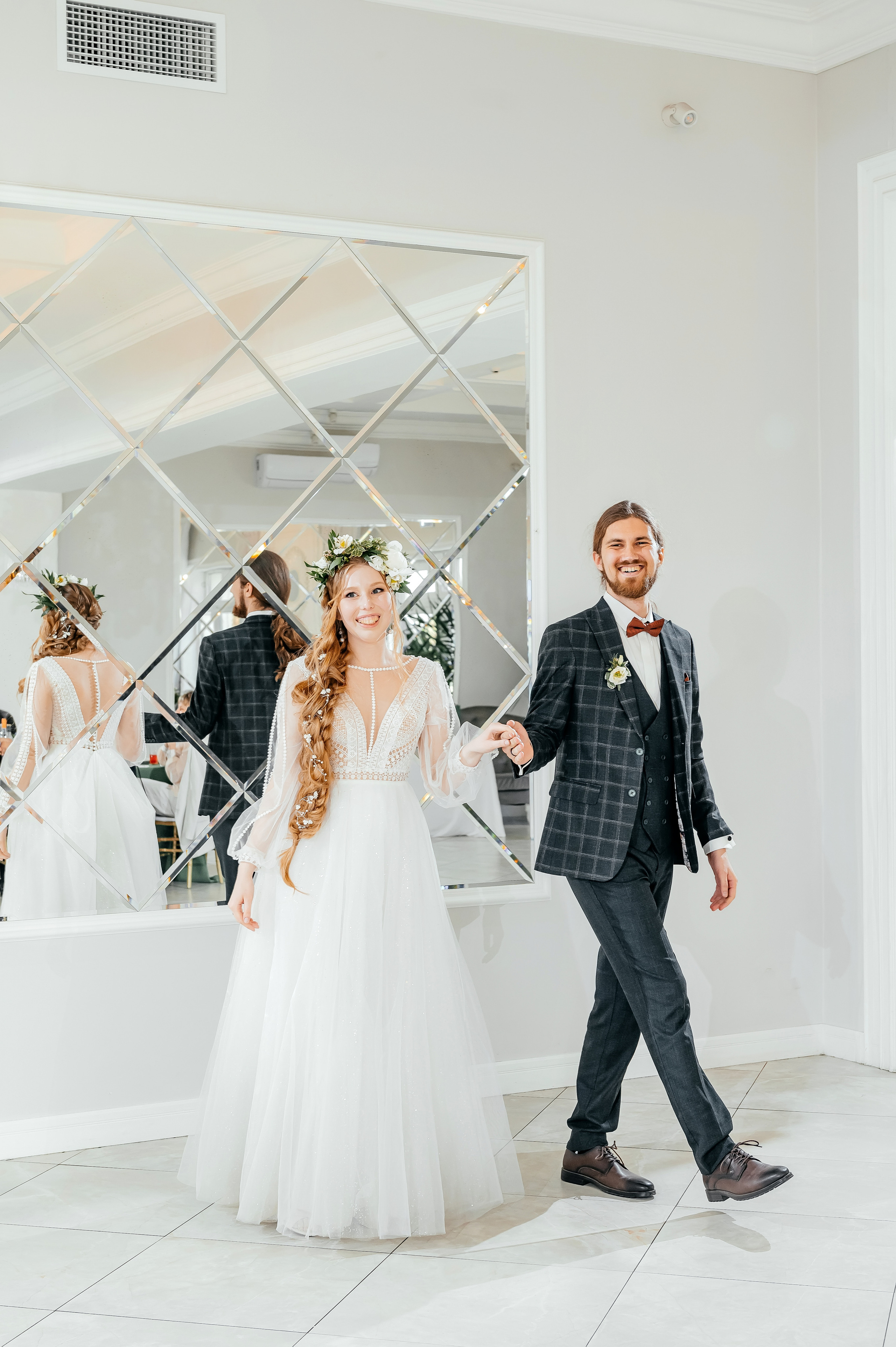 Свадьба с фотосессией в Усадьбе «Быково», основная часть — Яхт-клуб «Капитан». Свадебный и семейный фотограф Виктория Носачёва. Щелково, Москва и МО