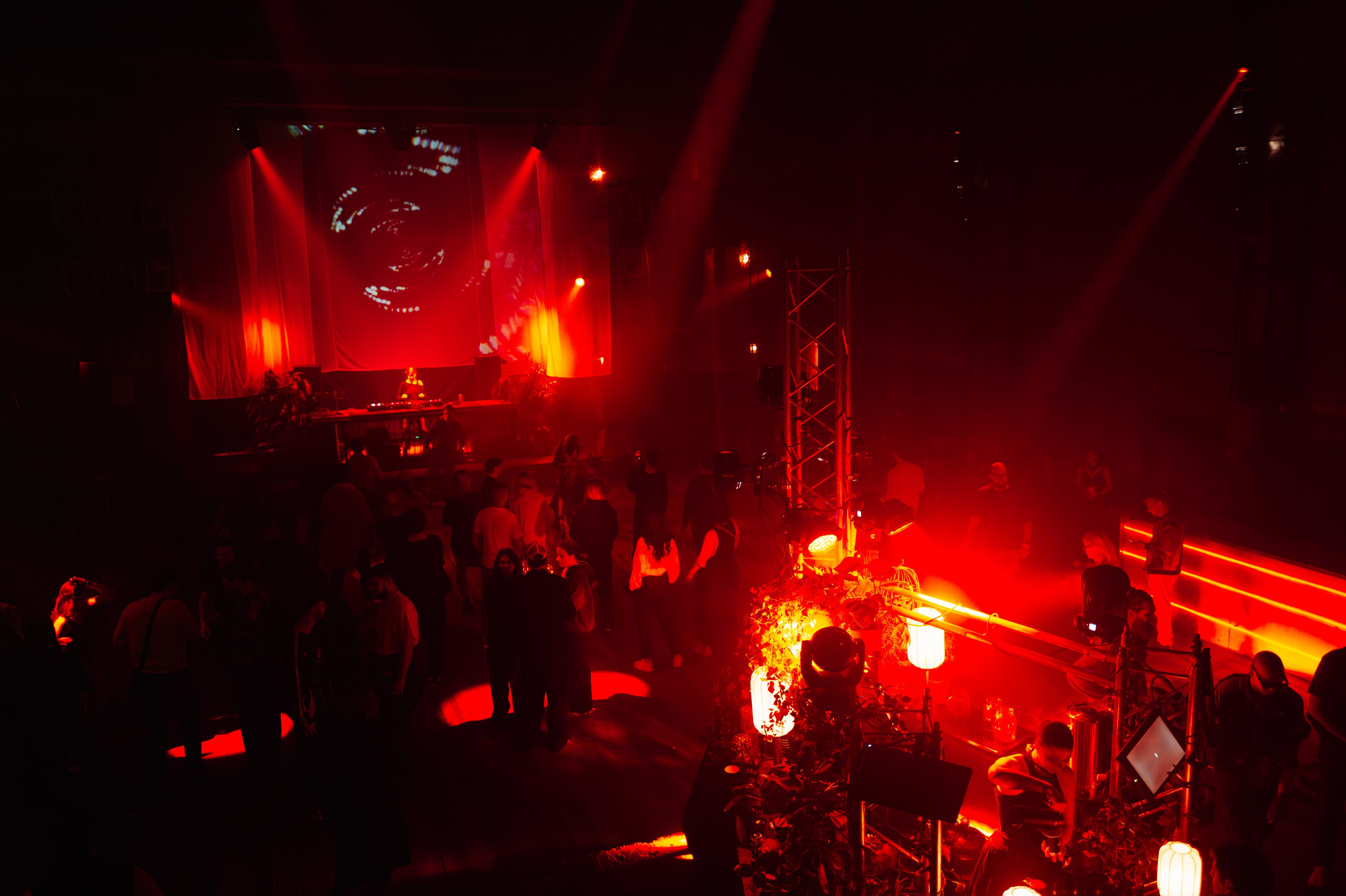 SHIFT, SUBSPACE. @tomrus: Рустам Шагиморданов — фотограф