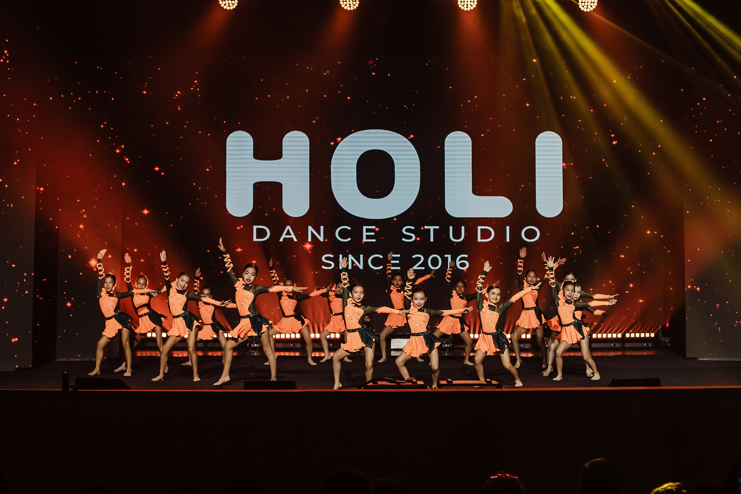 10 лет Holi Fance Studio | Part 1. Кипятком Павлодар