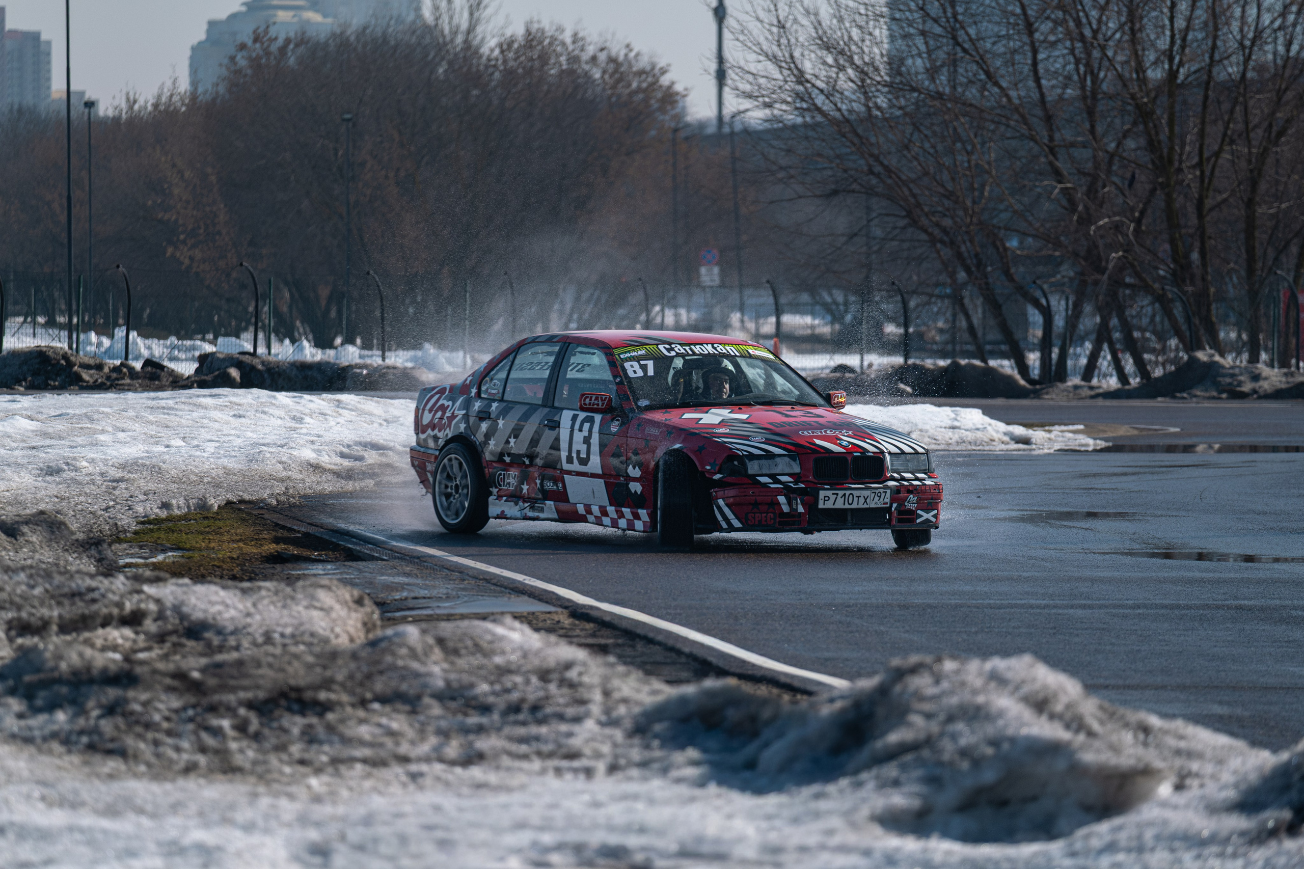 Спортивная автомобильная съемка. Malenkyia