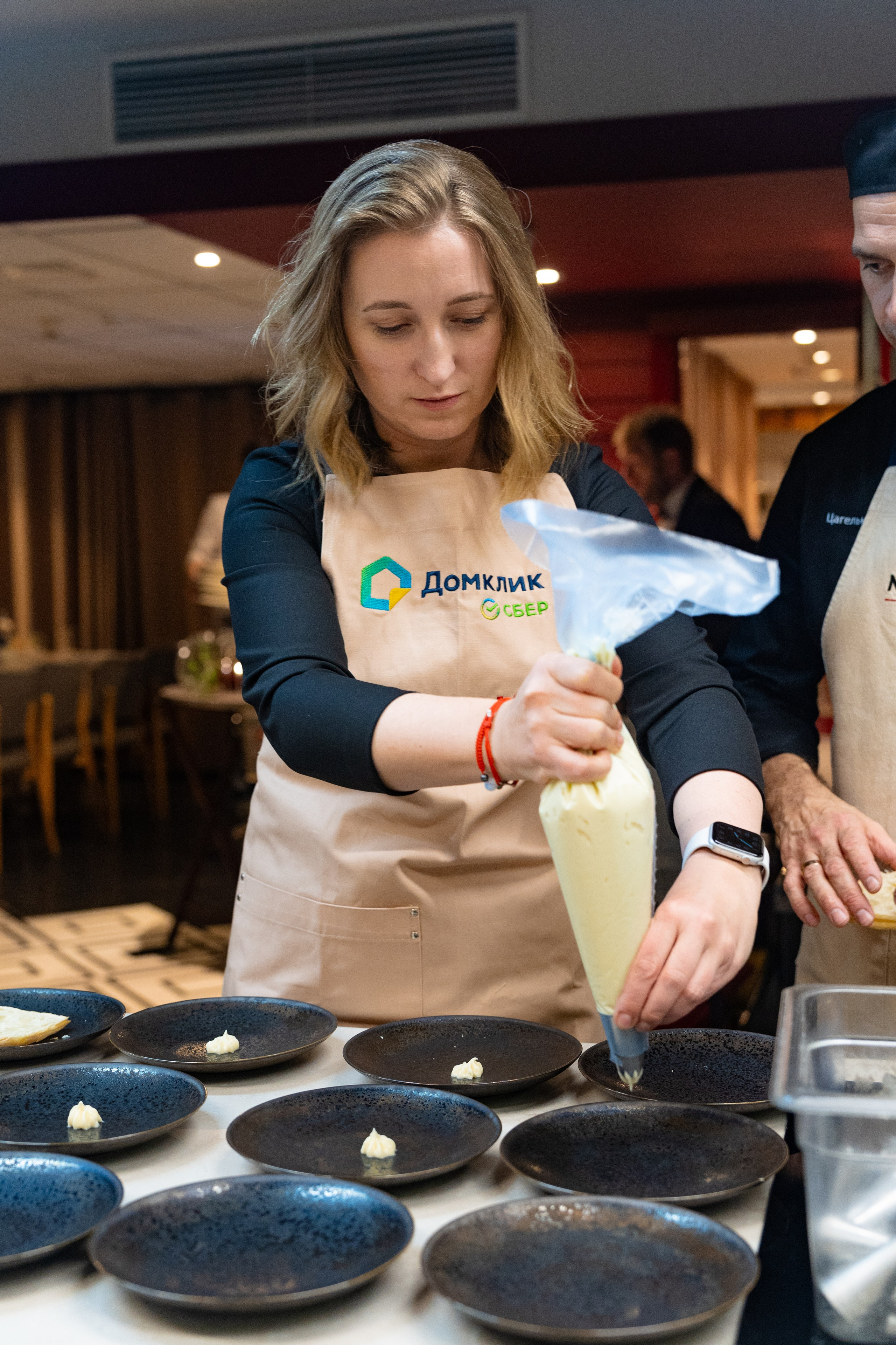 NOVIKOV SCHOOL — Умами зал. Фотограф Никита Комаров