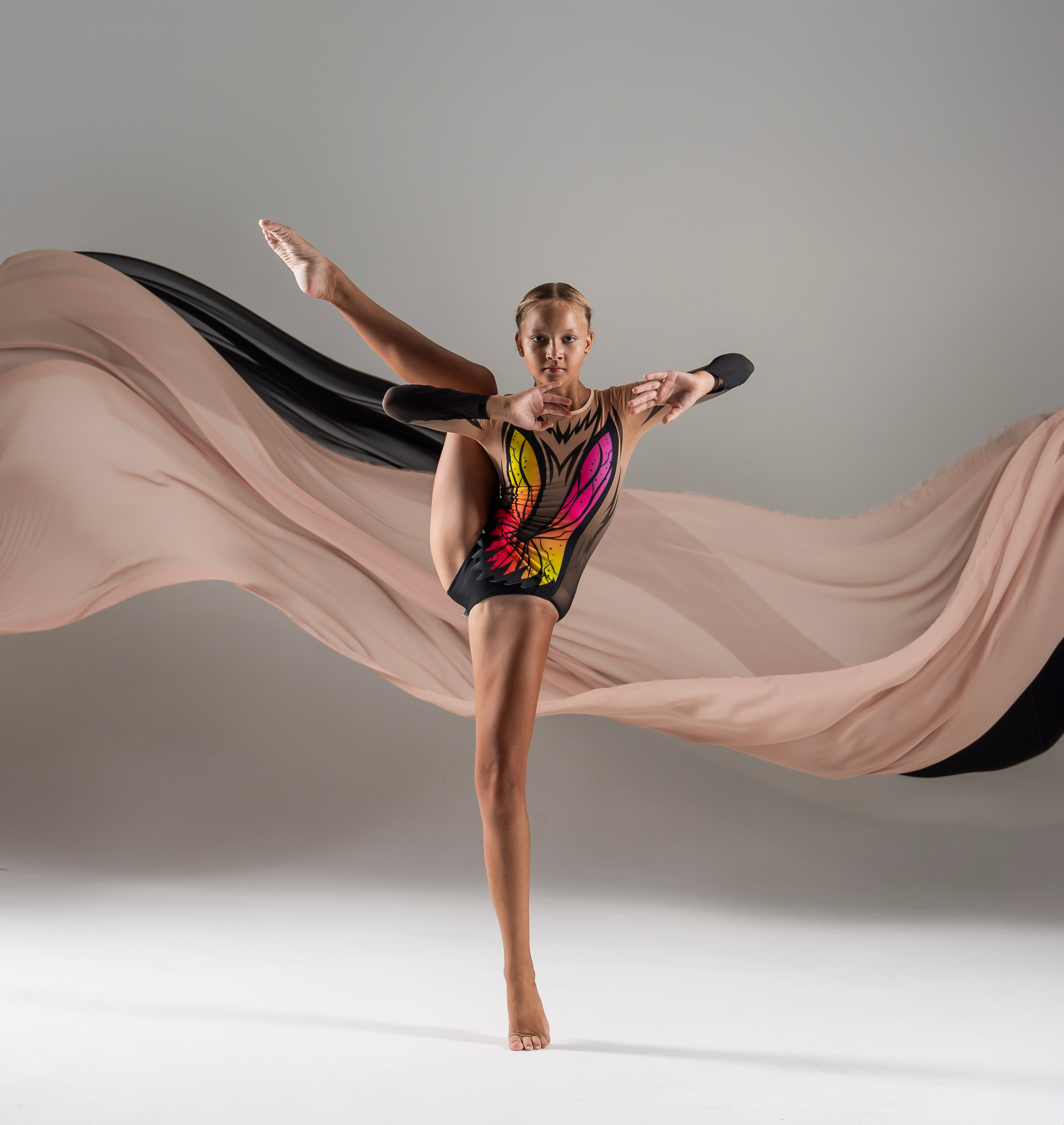 Фотопроект с тканью. Профессиональный фотограф в Москве Марина Григорьева