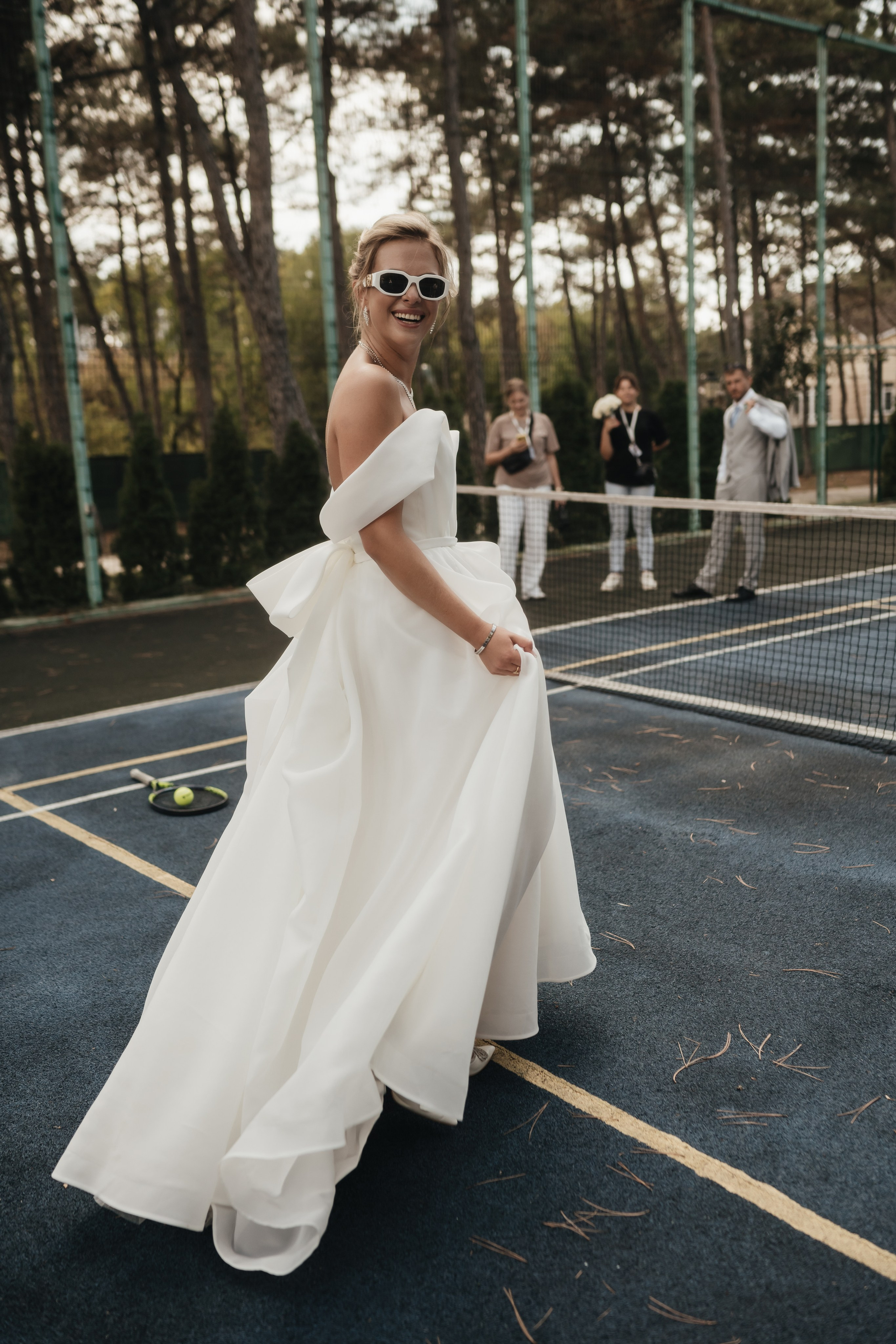 Свадебная фотосессия на яхте. Свадебный и семейный фотограф и видеограф, Крым, Москва, Санкт -Петербург