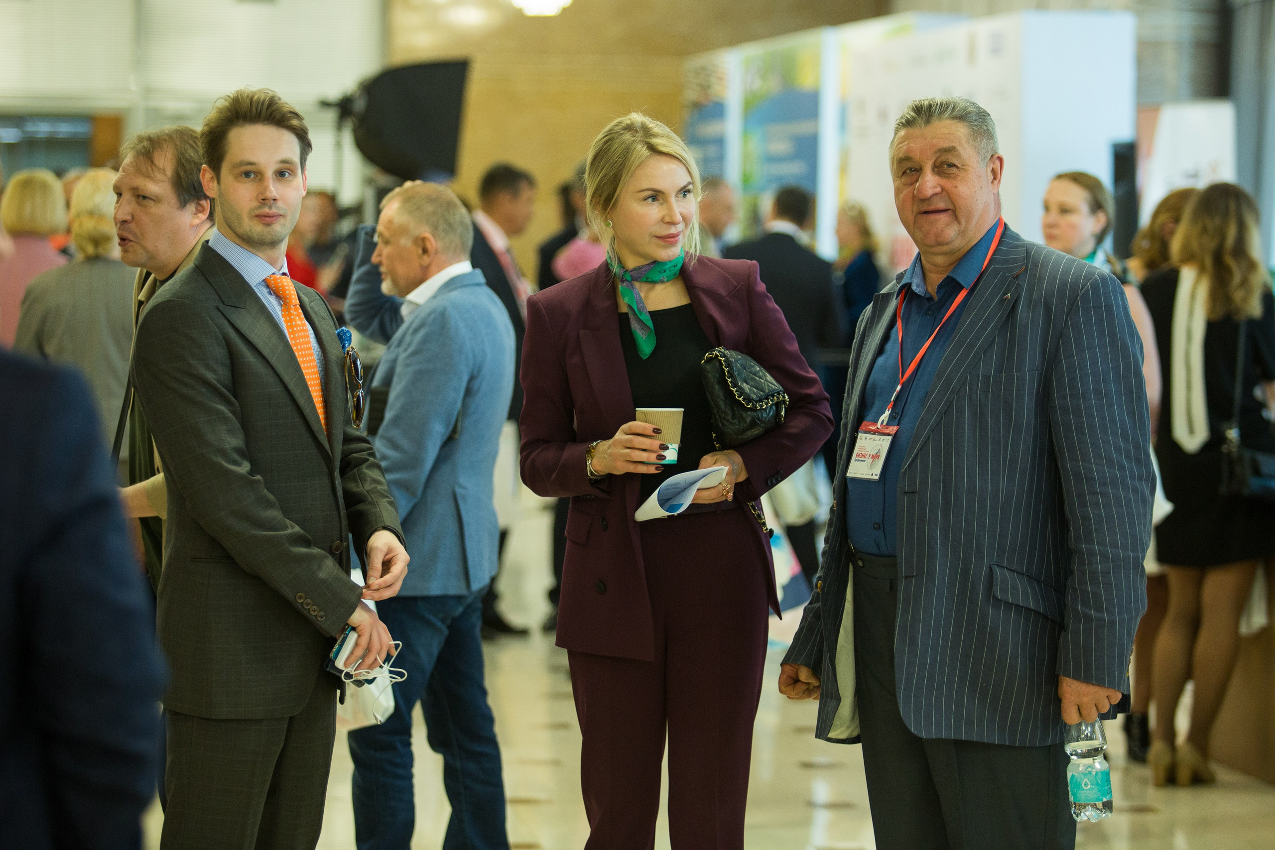 Пленарное заседание «Бизнес у моря». Репортажный фотограф во Владивостоке