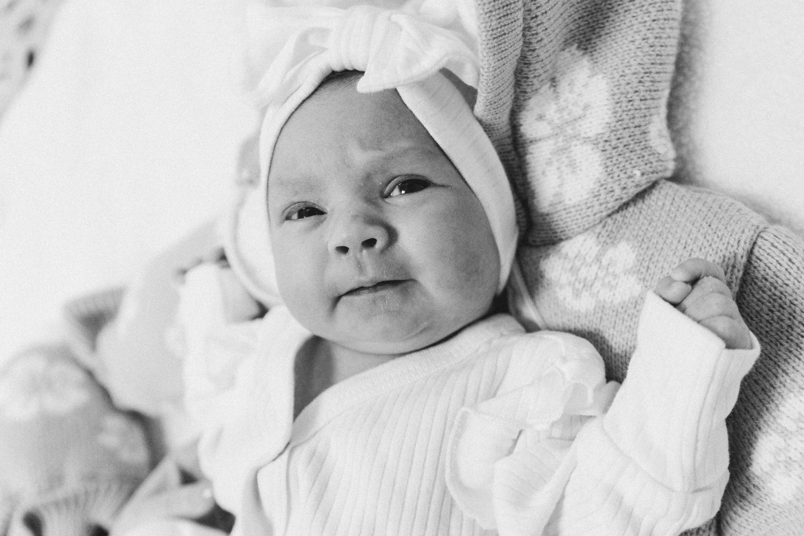 Выписка Алины и Евы из перинатального центра № 2. Семейный фотограф Софи Симакова в Волгограде и Волжском