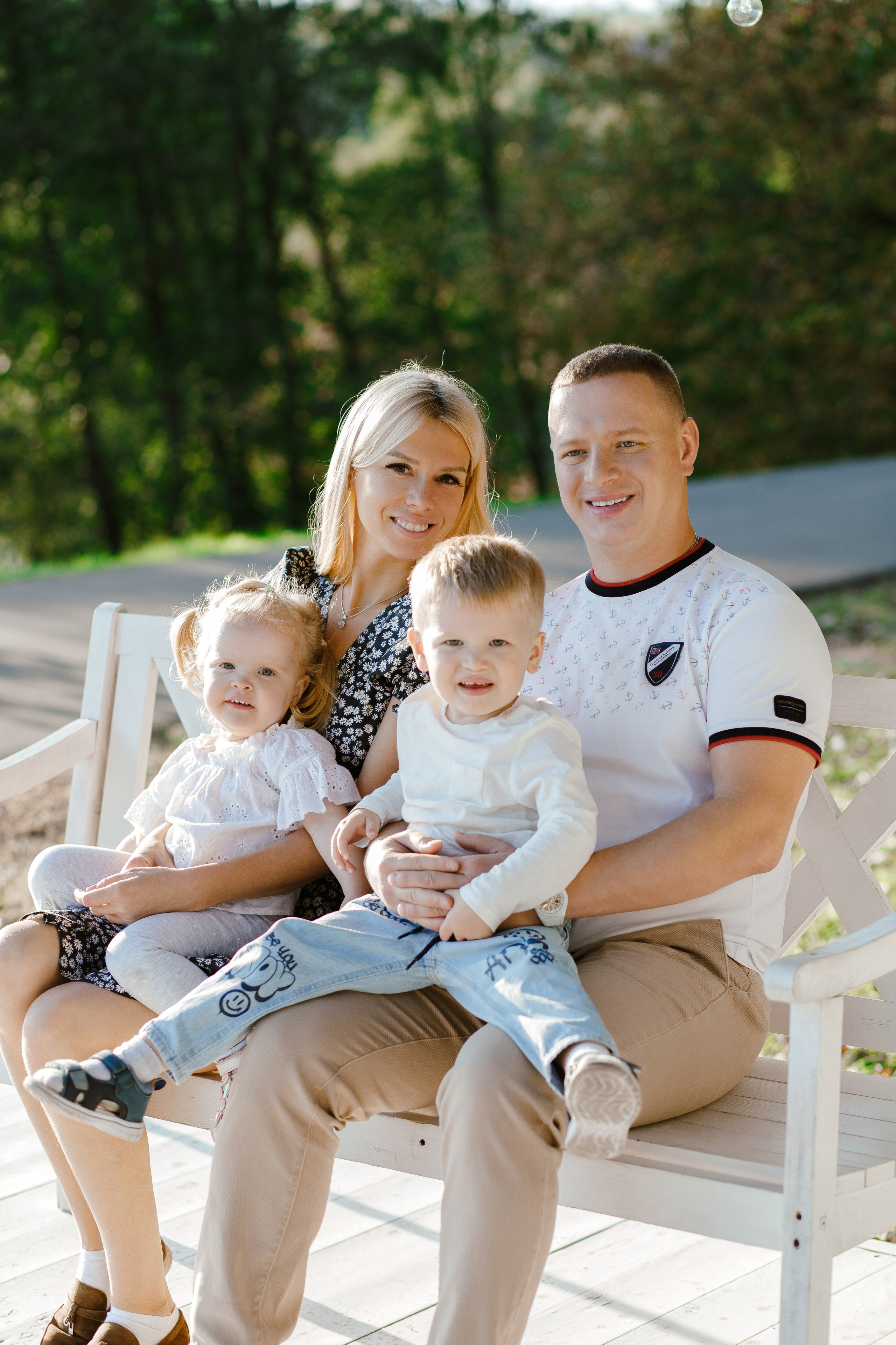 Семейная фотосессия в усадьбу Валуево. Фотограф Александра Сыщенко