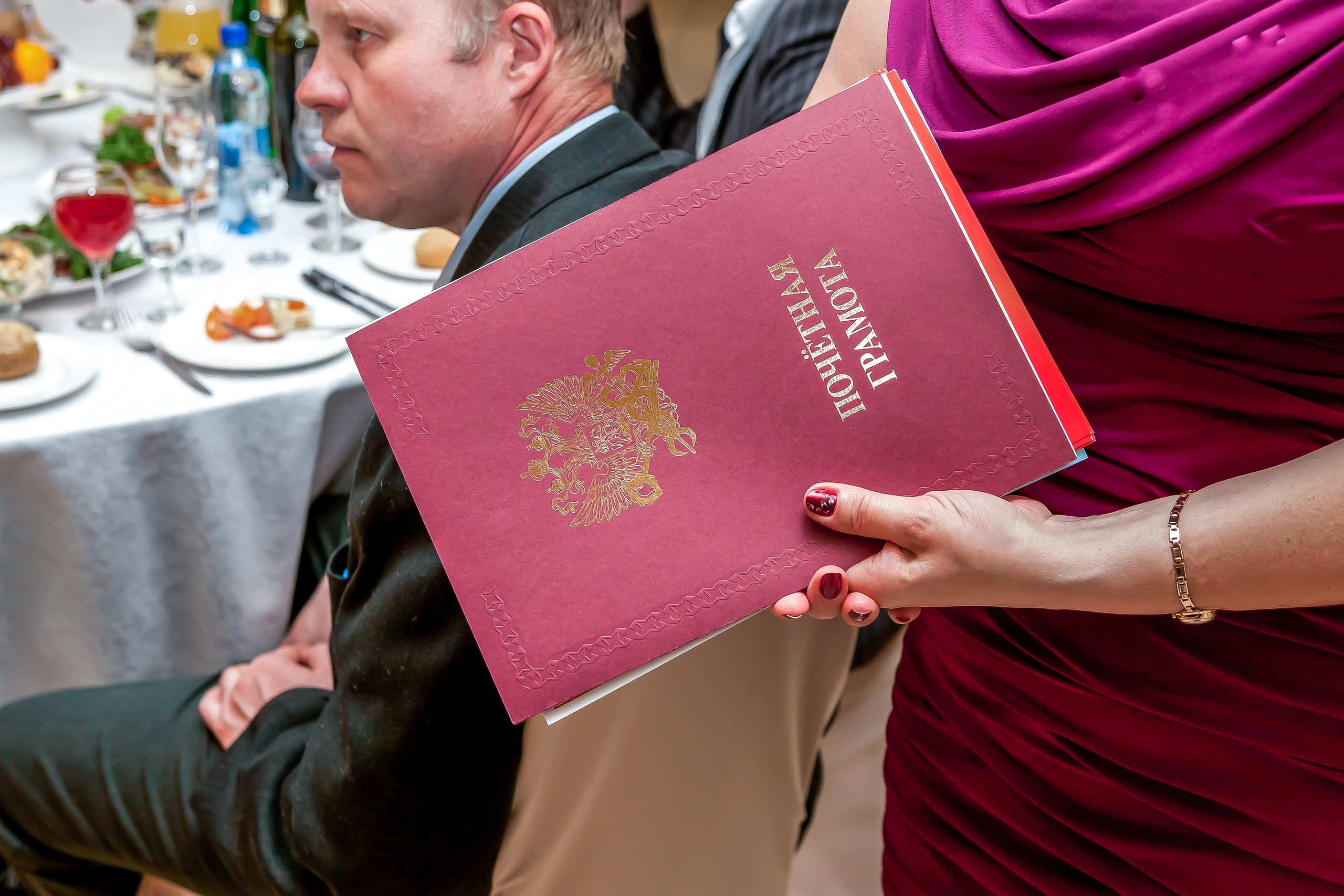 КОРПОРАТИВ. Фотограф для маркетплейсов Михаил Бове