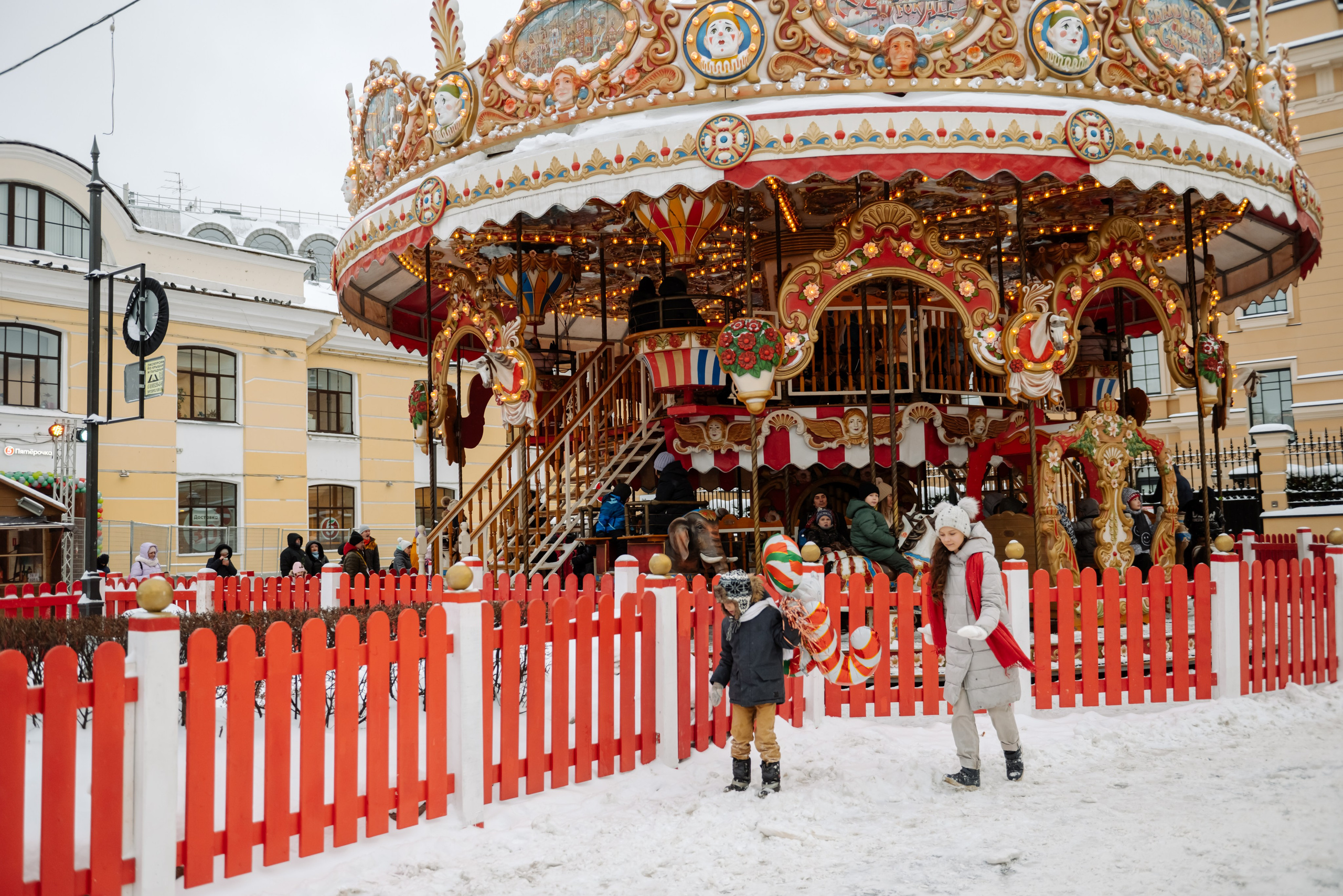 Манежная площадь. Свадебный и сеейный фотограф в Санкт-Петербурге Елена Худякова