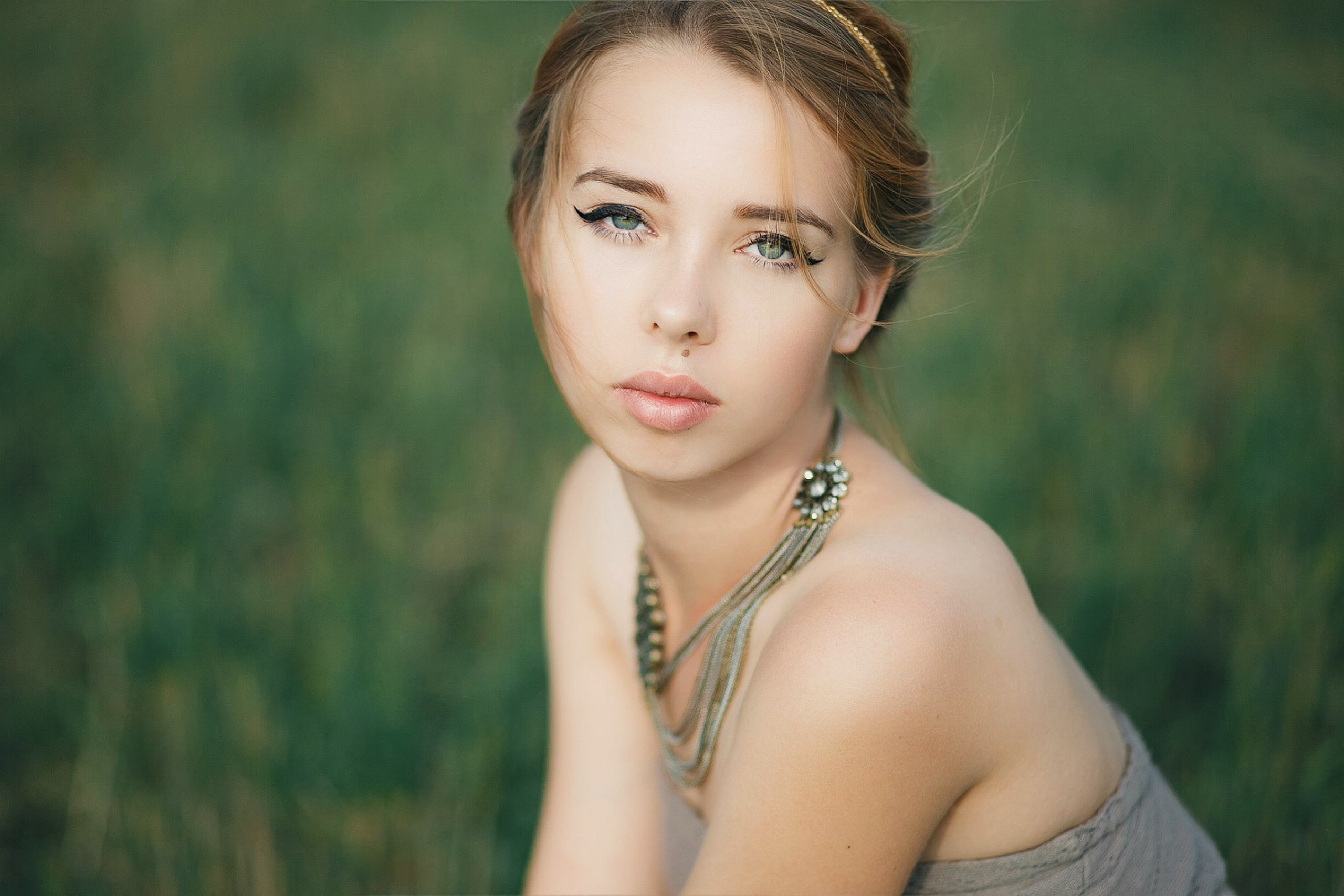 Портретная фотосессия в Санкт-Петербурге. Женский и контент фотограф Данилина Ирина в Москве