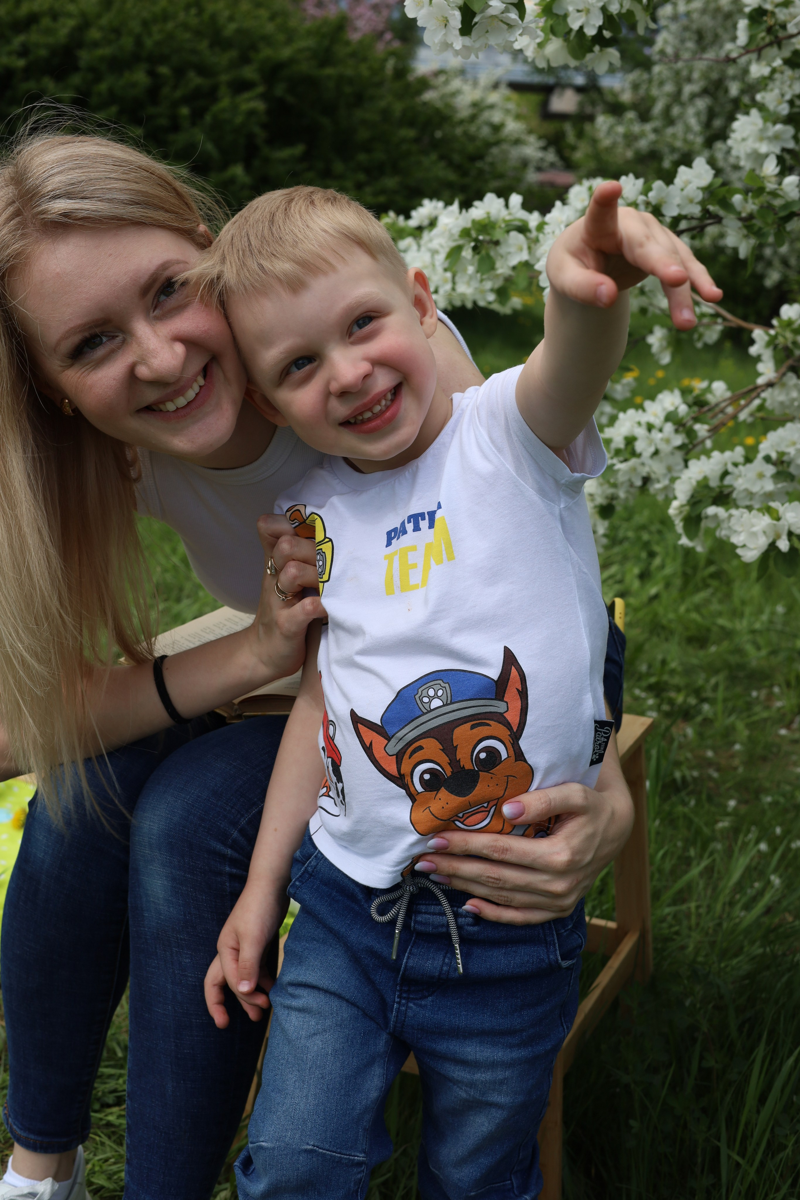 Фотосъемка в яблонях. Фотограф в Красноярске Никитина Мария