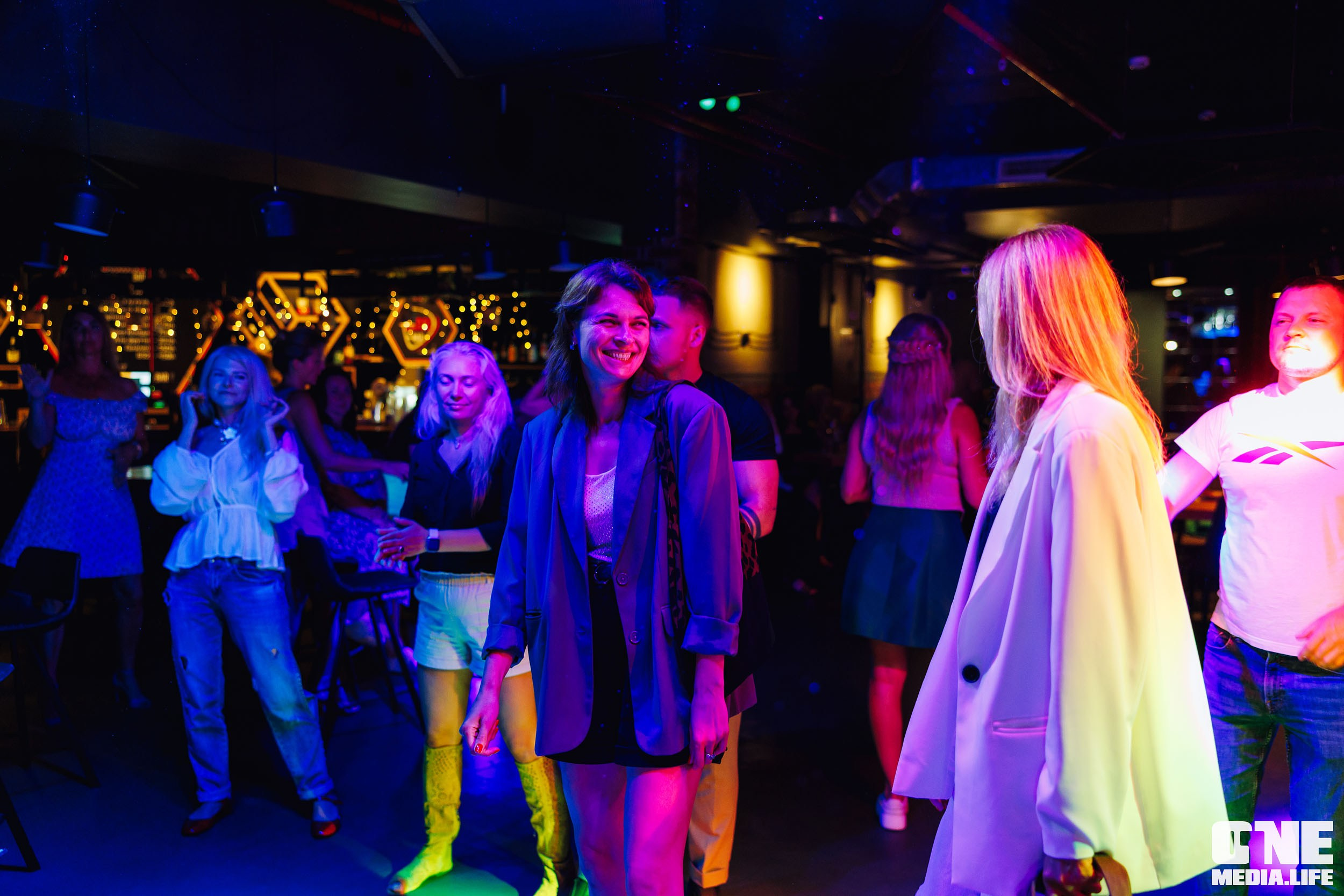Фоторепортаж из бара Баррэ. One Media Life: фоторепортажи, фотоотчеты с мероприятий и заведений
