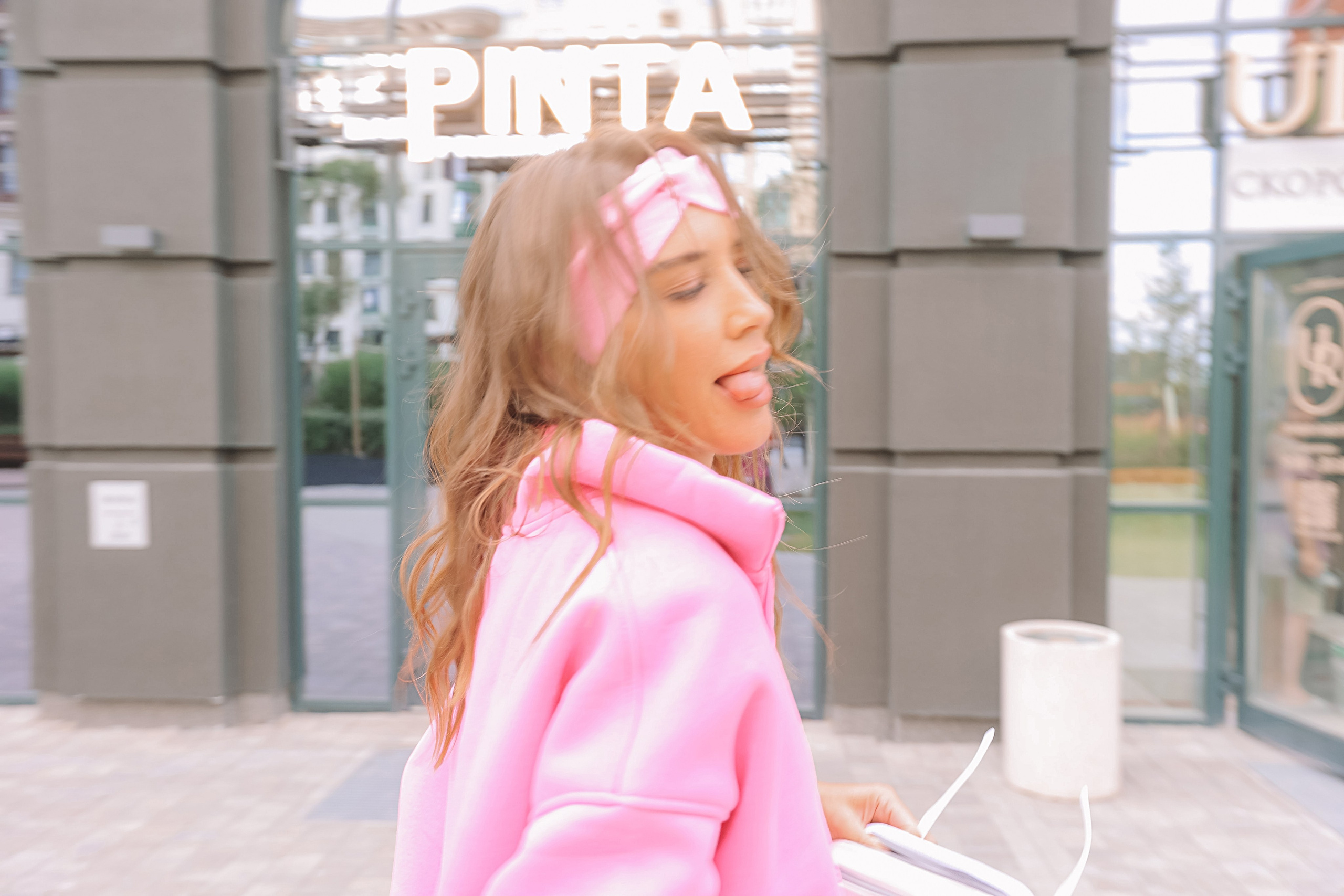 Ролики Айвазовский. Семейный фотограф Тюмень, фотограф на роды Салмина Мария