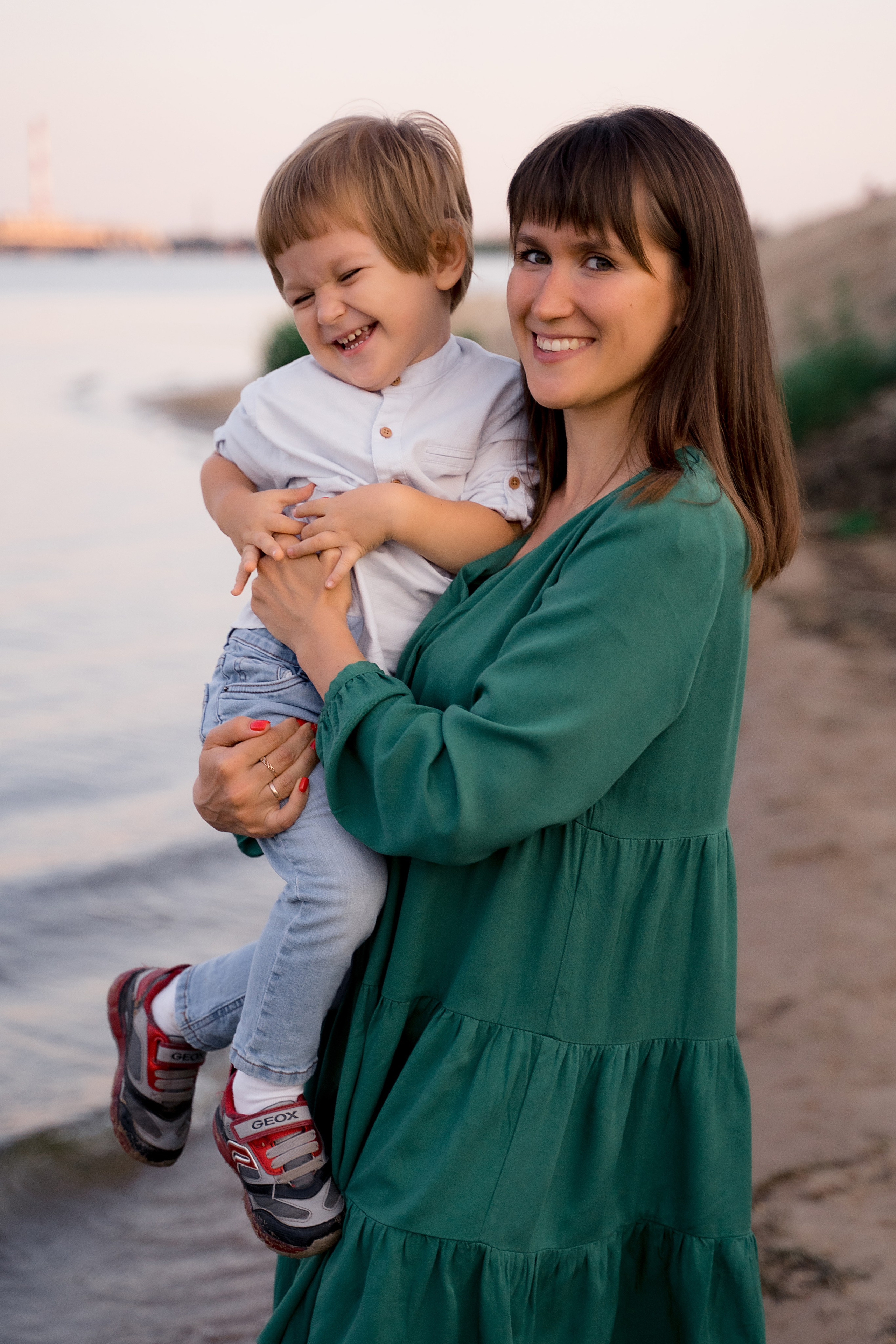 Татьяна и сын. Свадебный фотограф Юлия Копылова