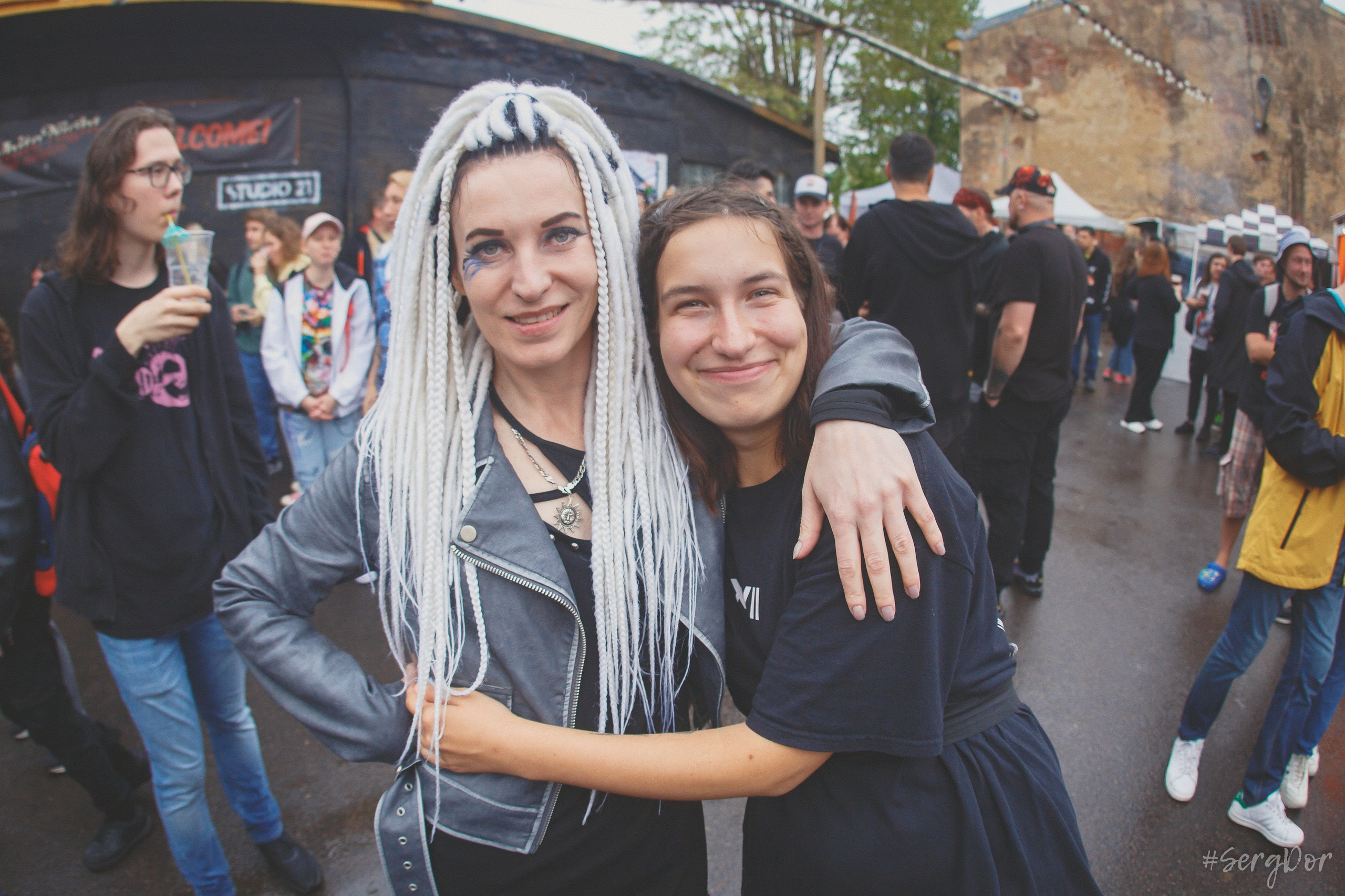 Фестиваль, Живой! День первый, 10.08.2024, Зелёная сцена, Санкт-Петербург, СПб, опенэйр, 10 августа 2024 года, SergDor, #SergDor, NADИ, Надия Дарийчук, Зрители