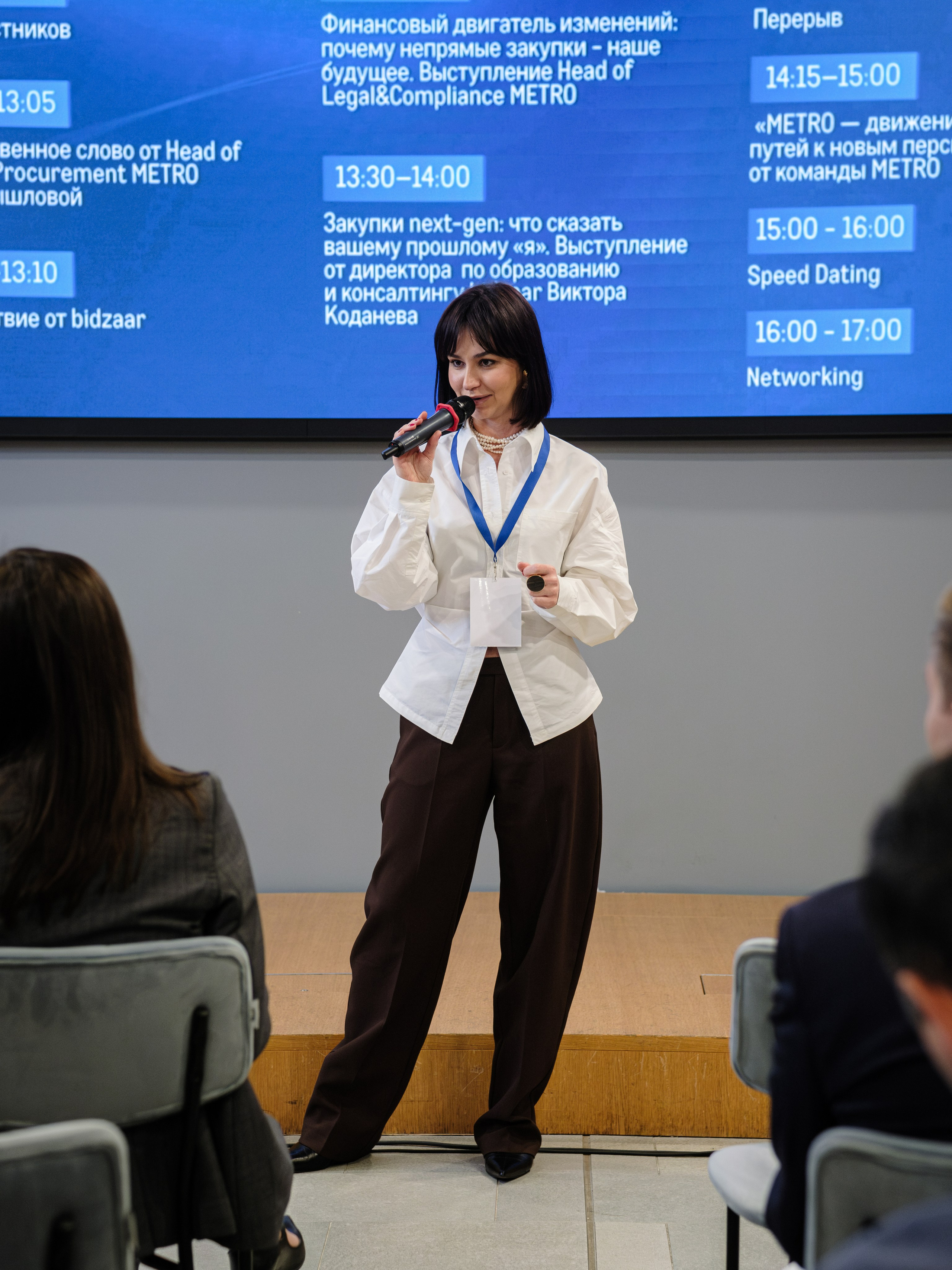 METRO. Репортажный и портретный фотограф в Москве Илья Спиридонов