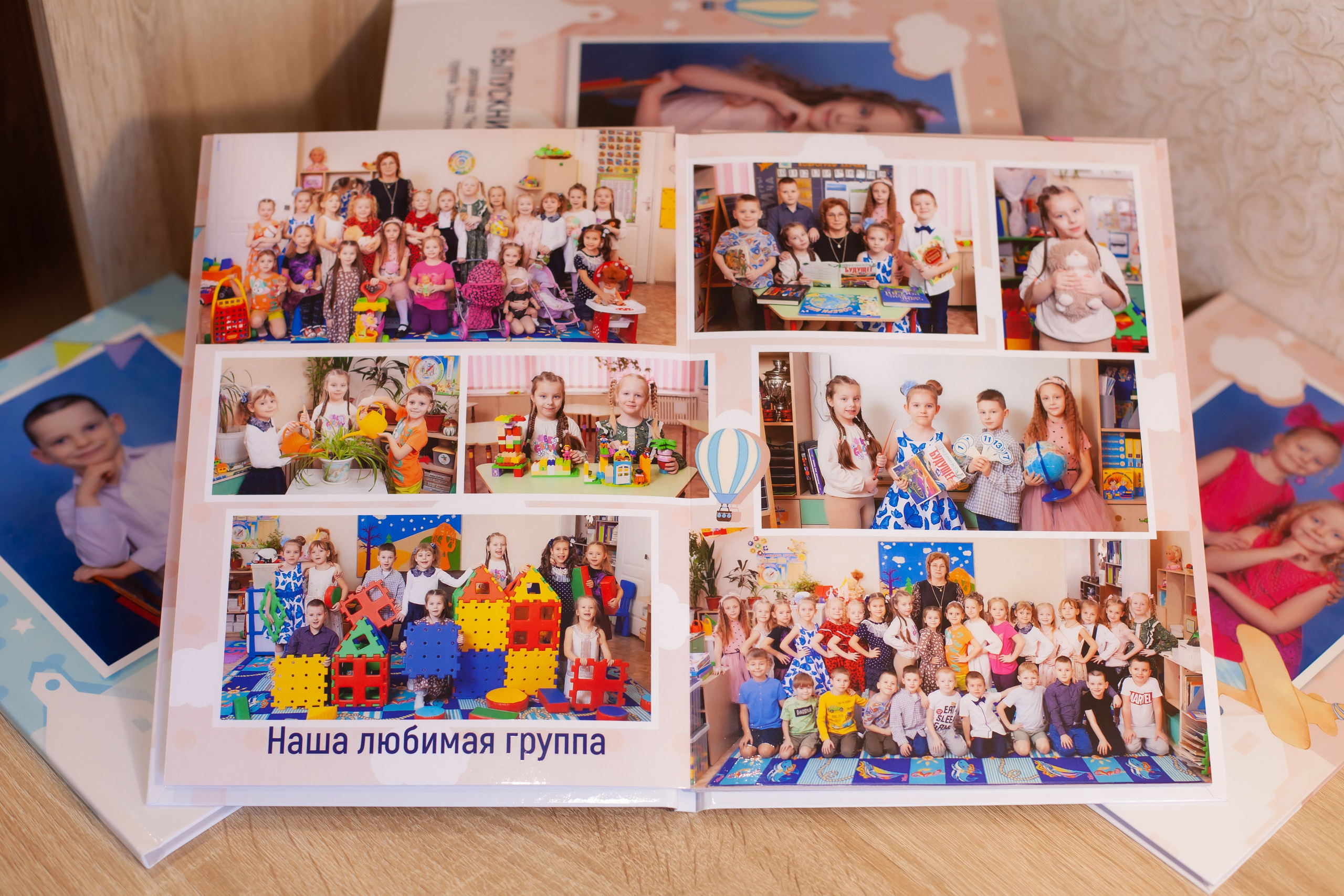 Свадебные фото книги и выпускные альбомы. Свадебный и семейный фотограф в Волжском Антон Тюрин