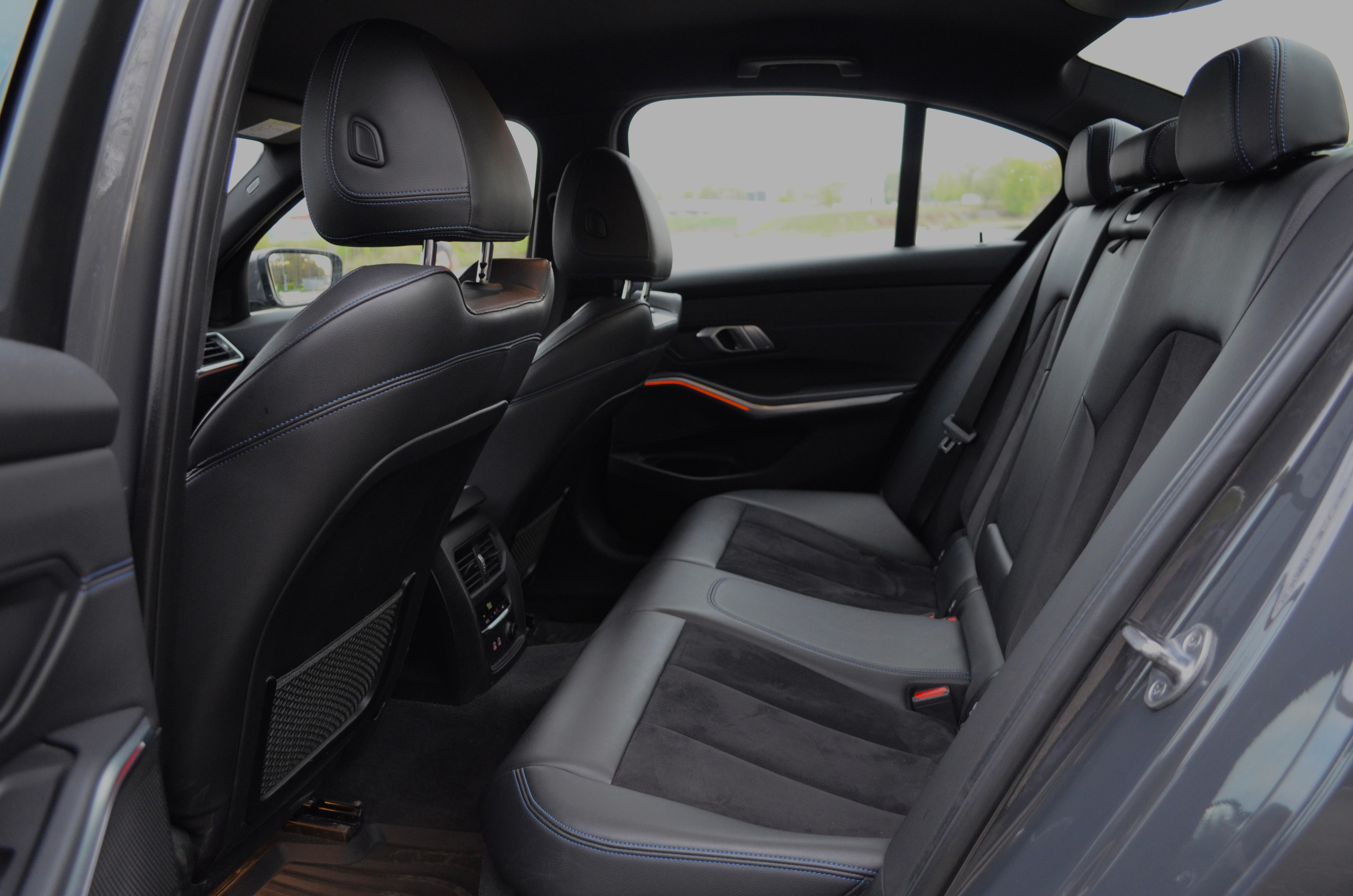 АВТО НА ПРОДАЖУ. Разноплановый фотограф из Москвы/Твери