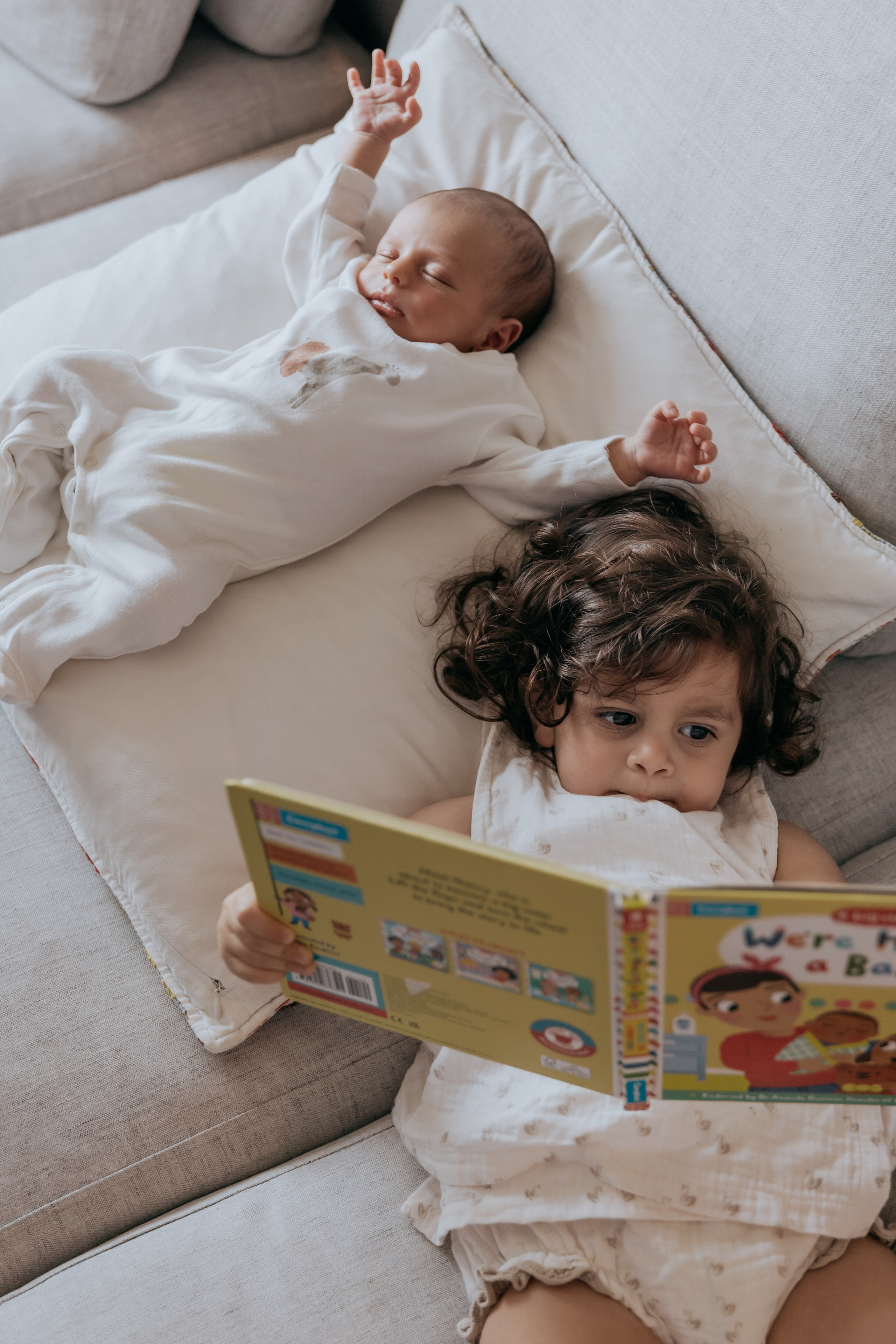 Lifestyle Newborn Photoshoot Dubai | Real Moments