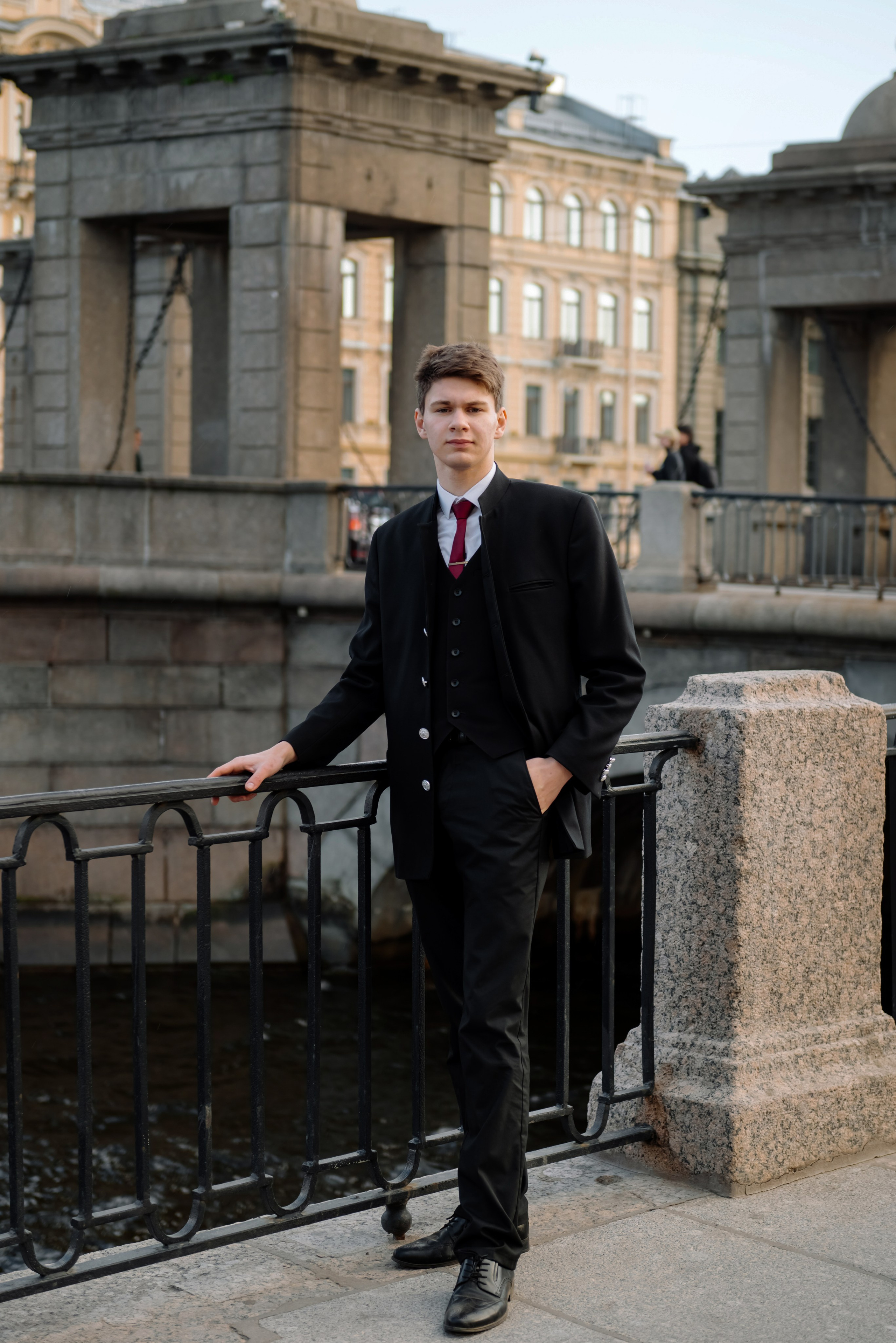 Прогулка у моста. Свадебный и сеейный фотограф в Санкт-Петербурге Елена Худякова