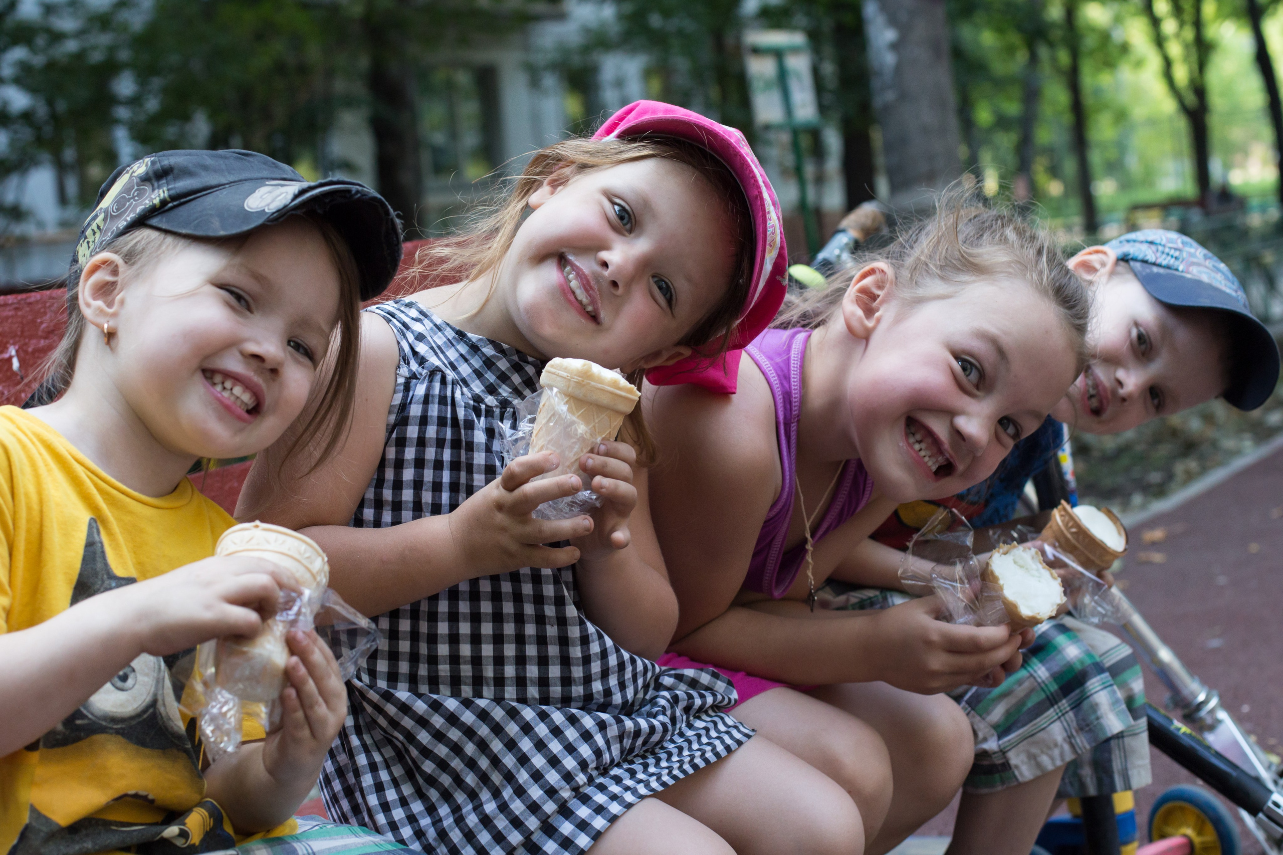 Школьные выпускные альбомы в Москве Марина Николаева
