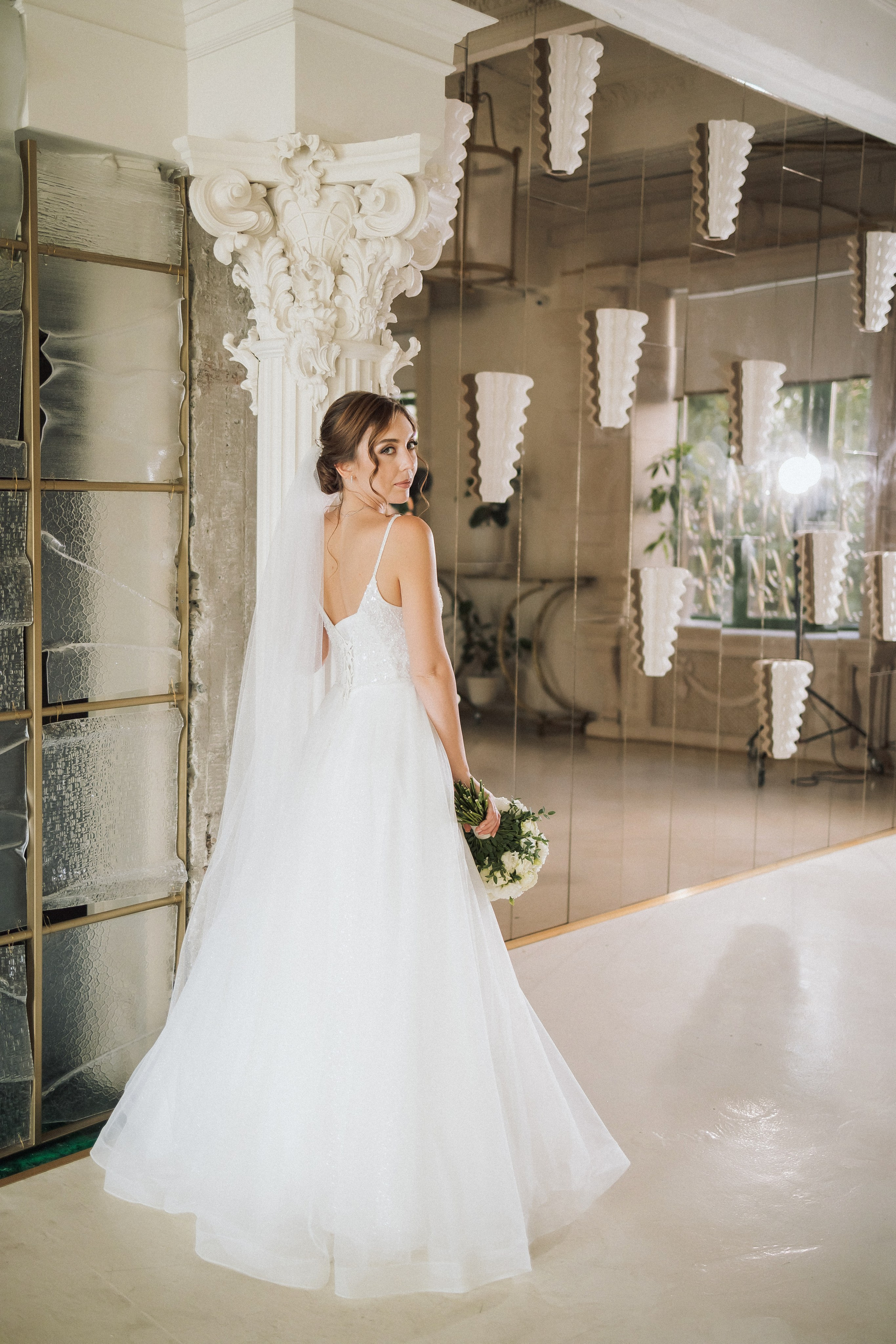 Свадебная прогулка Екатерины и Евгения. Свадебная фотография. Арина Рубах