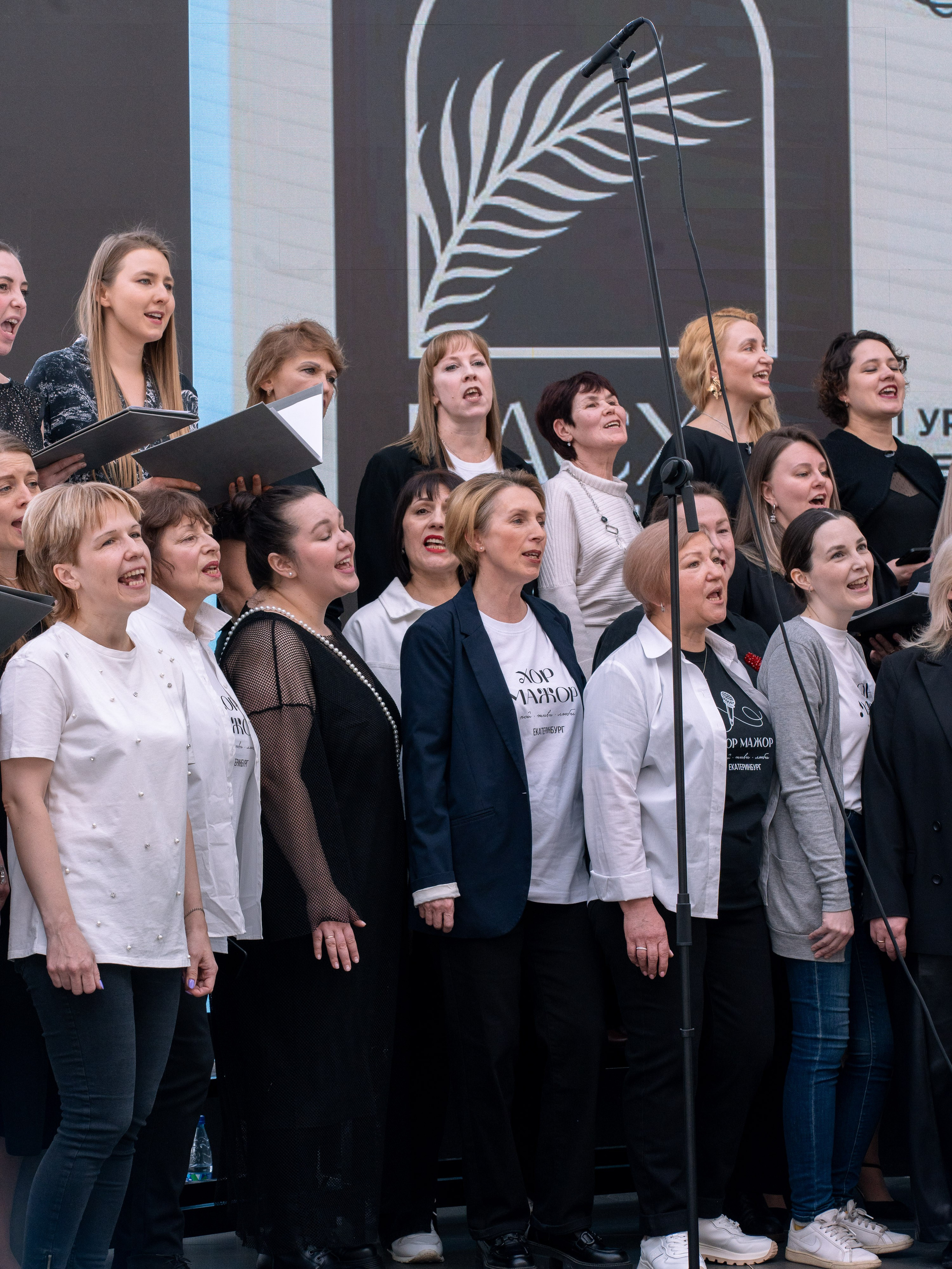 Хор Мажор & Синара Сингерс|Veer Mall. Фотограф в Екатеринбурге Яна Круташова