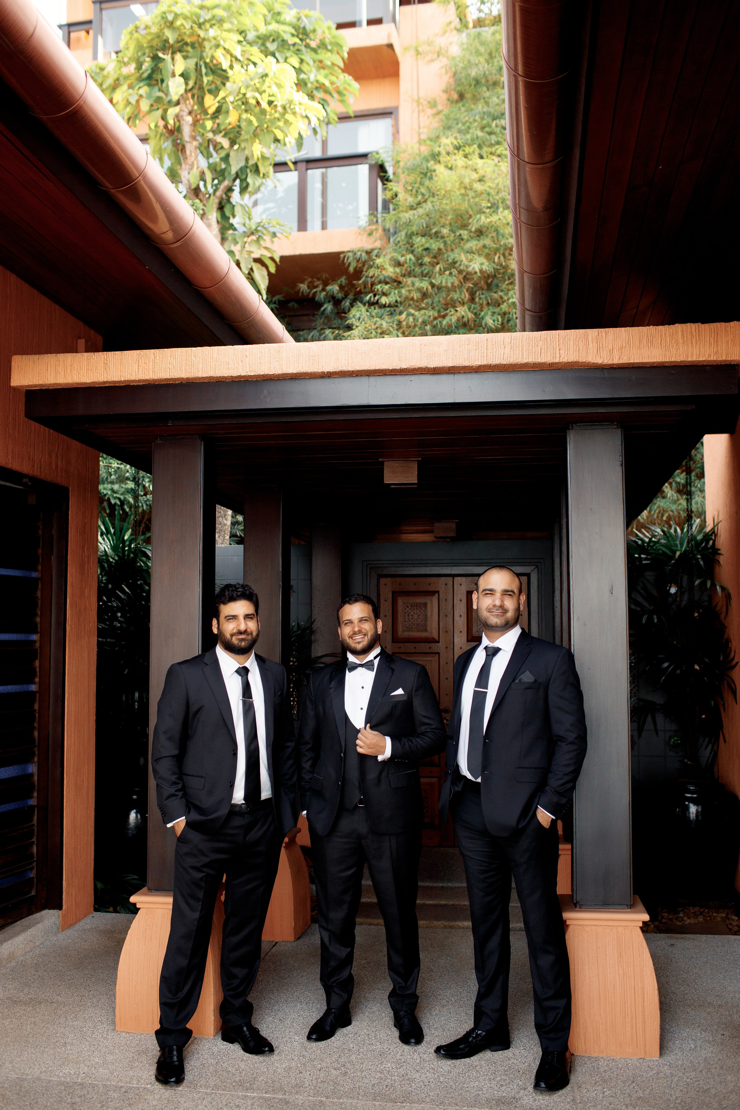 Свадьба с гостями на Пхукете. Фотограф на Пхукете в Таиланде