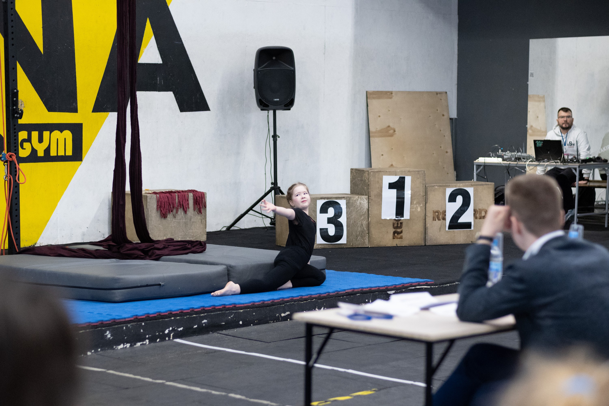 Внутриклубные соревнования по воздушной гимнастике 02.04.23