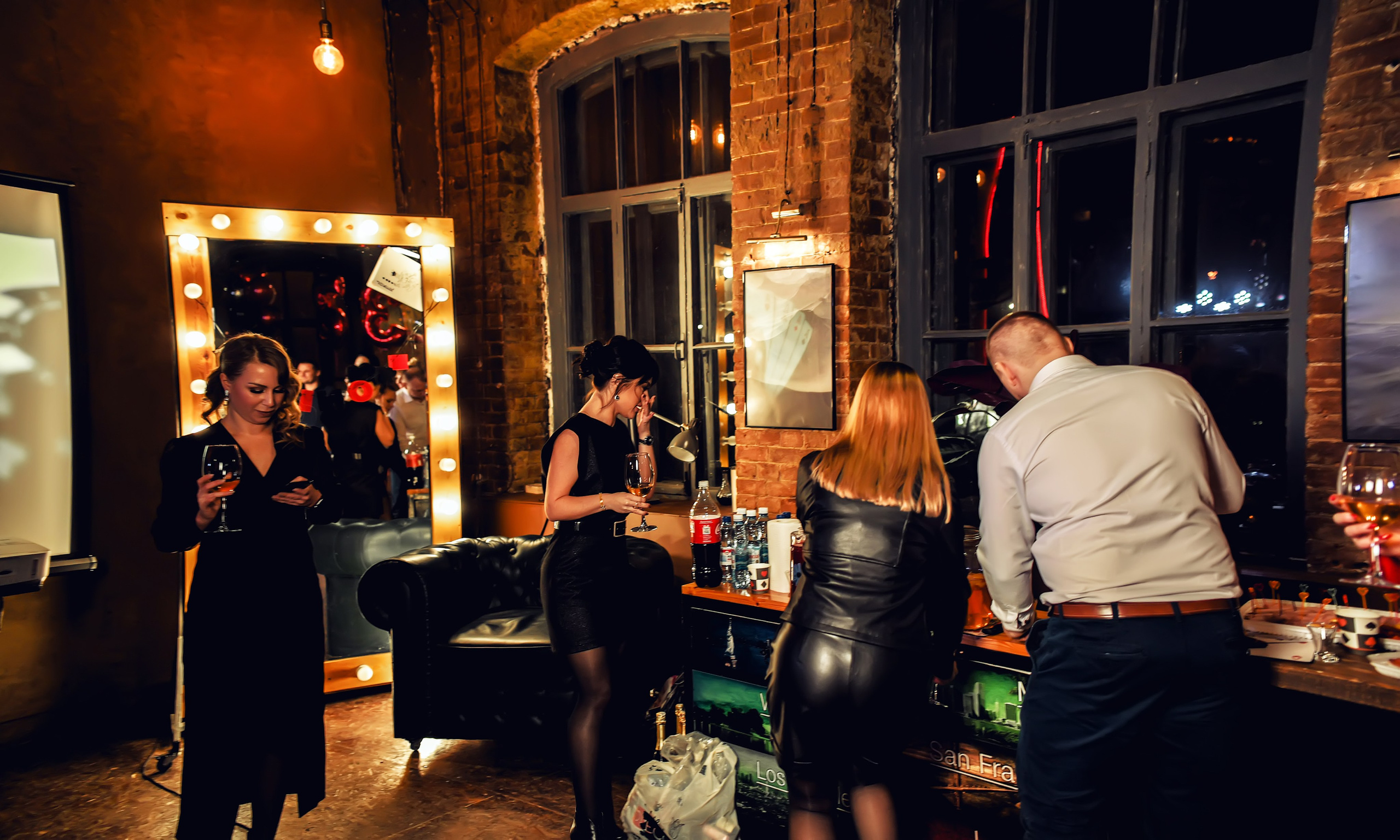 Тематическая вечеринка на юбилей 35 лет. Свадебный, семейный, детский, контент фотограф в Омске Максим Ильин