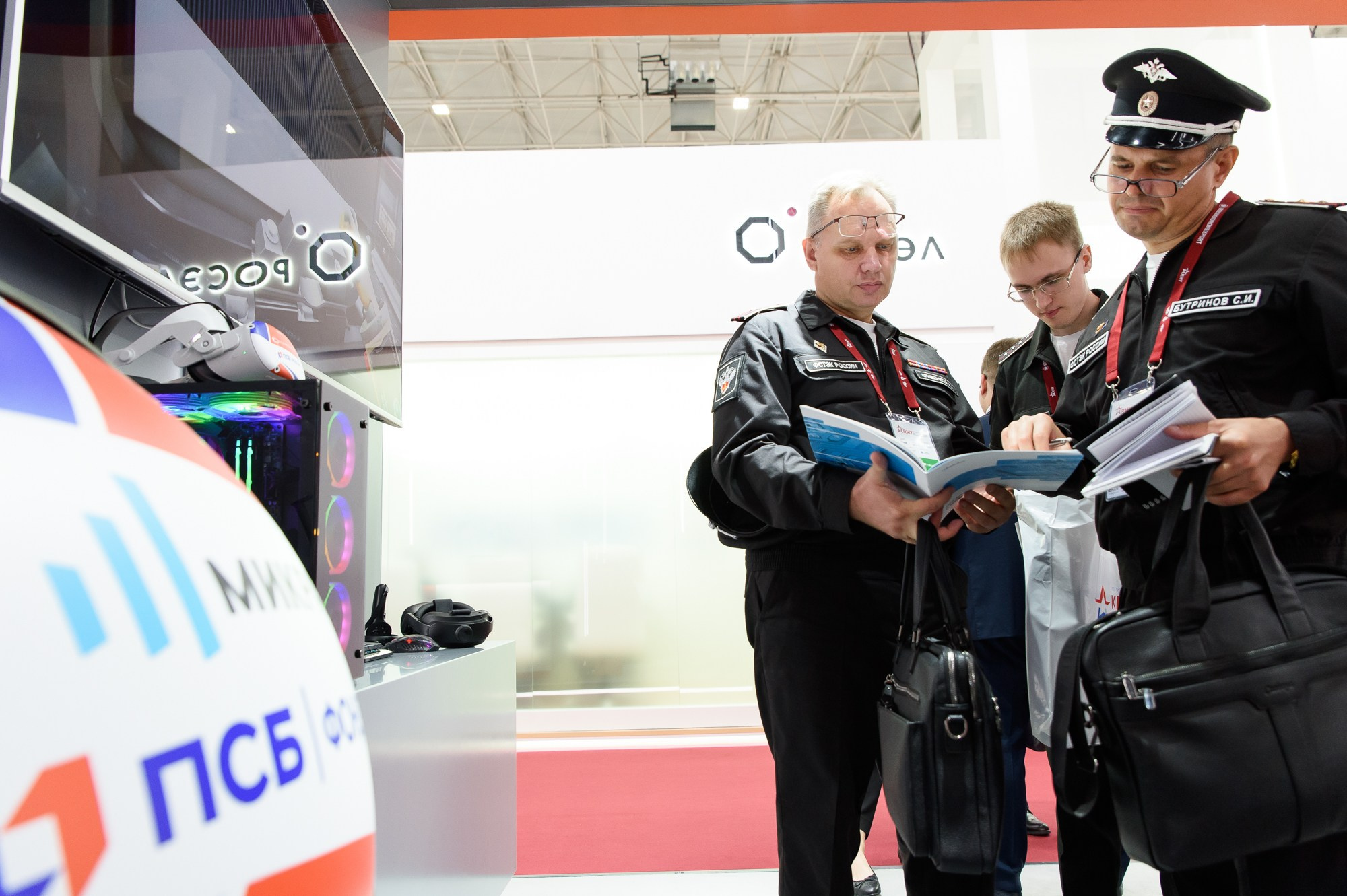 ПСБ на Форуме Армия. Репортажный и свадебный фотограф в Москве