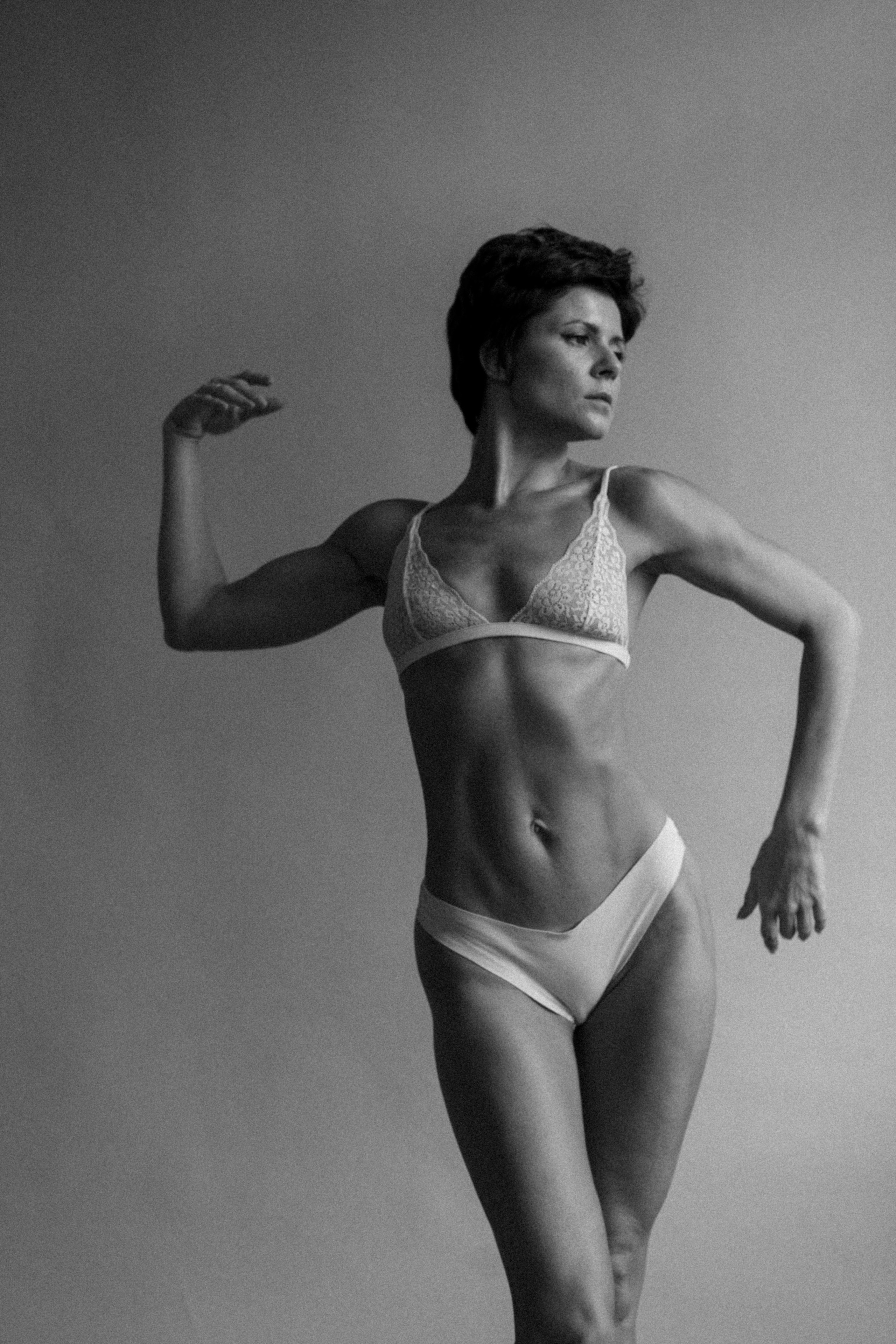 Съёмка в белье. Фотограф Елизавета Потешкина