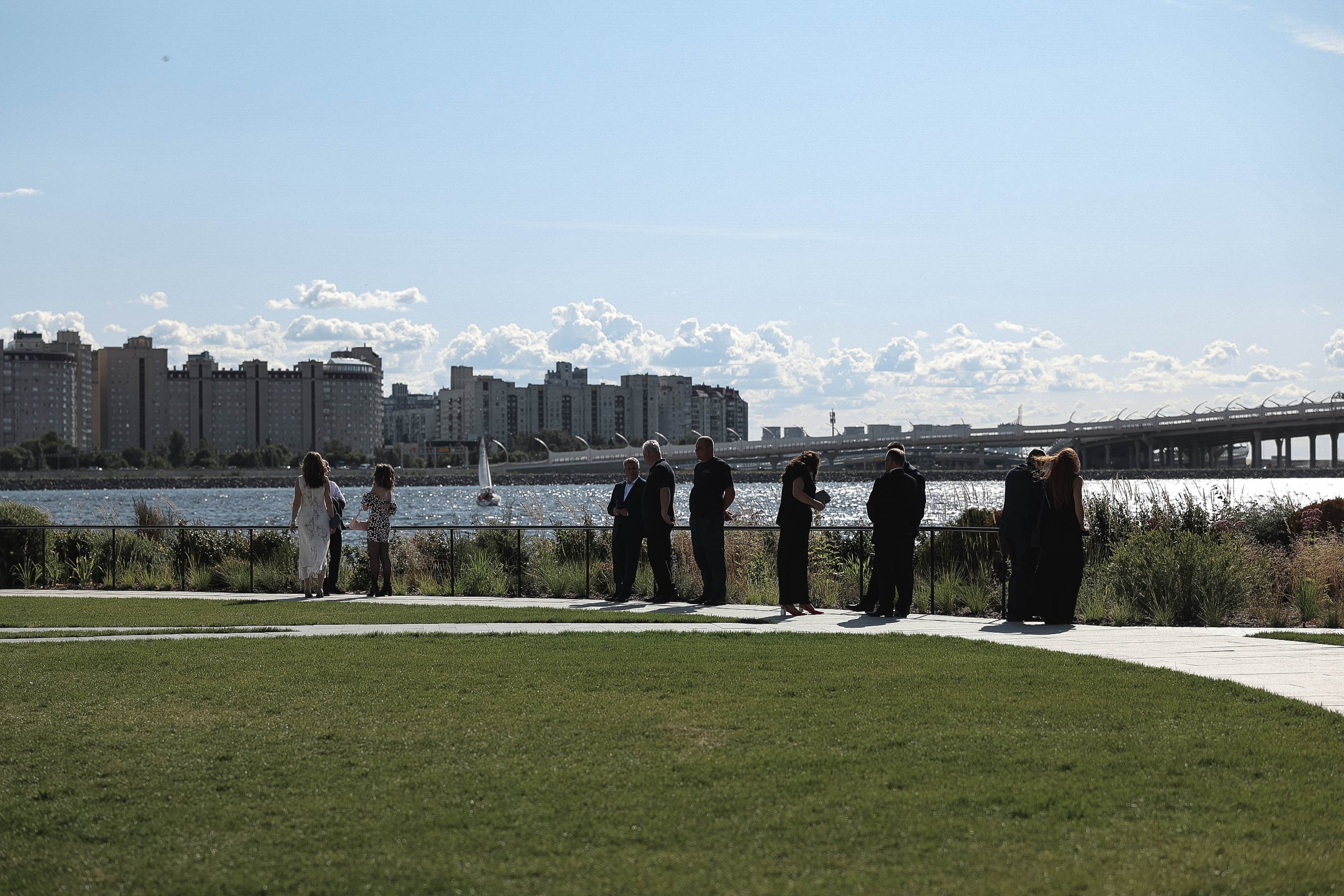 БАРРИКАДА С ДНЕМ РОЖДЕНИЯ. Свадебный фотограф в Санкт-Петербурге Александр Пащенко